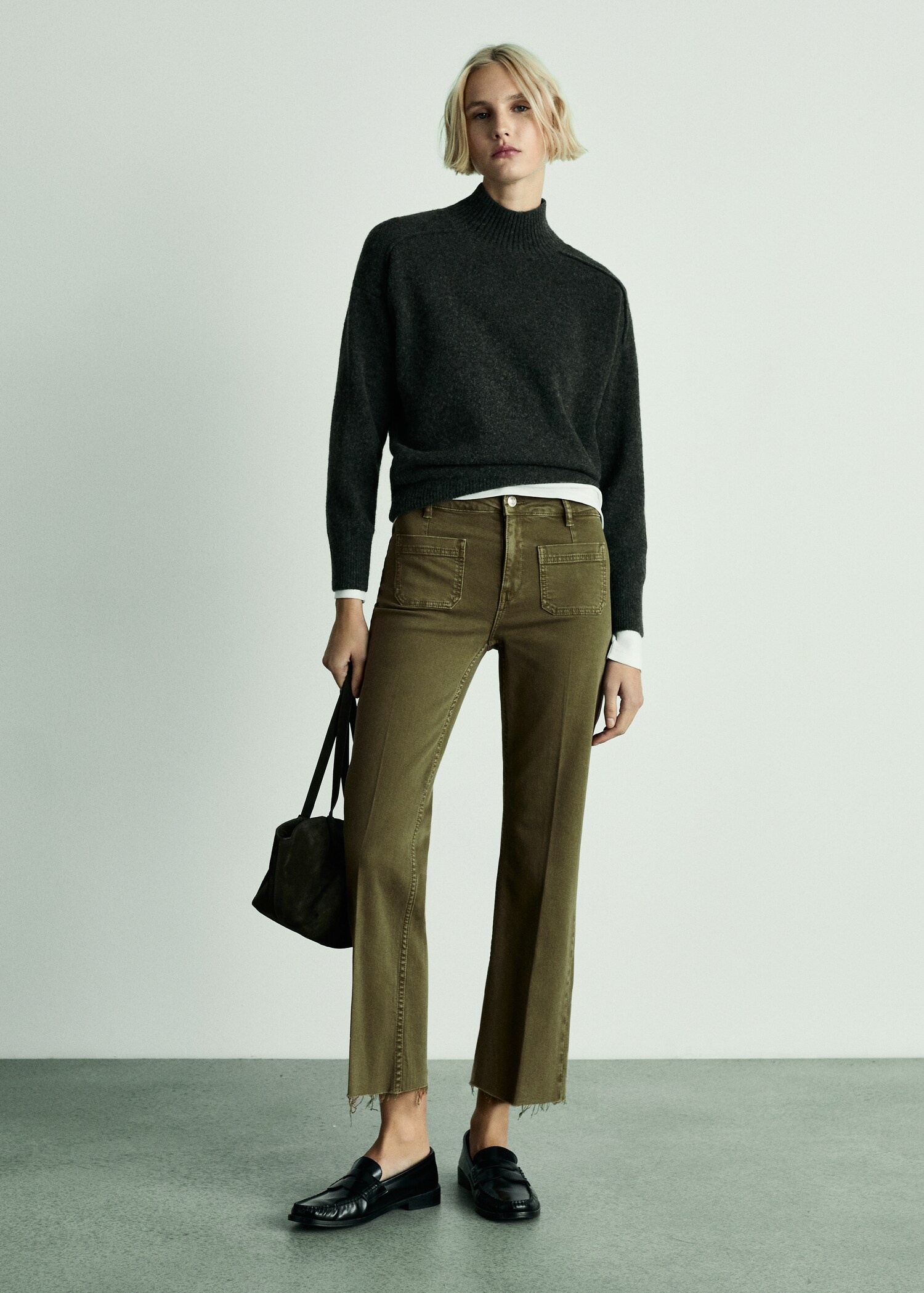 Jeans flare crop bolsillos - Plano general