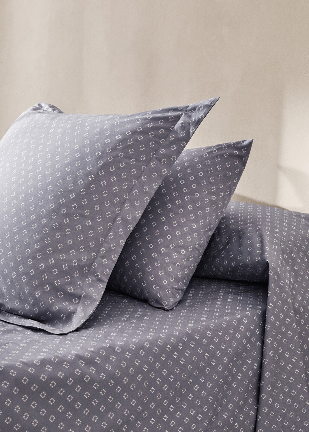 Printed cotton pillowcase 60x60cm Home MANGO USA
