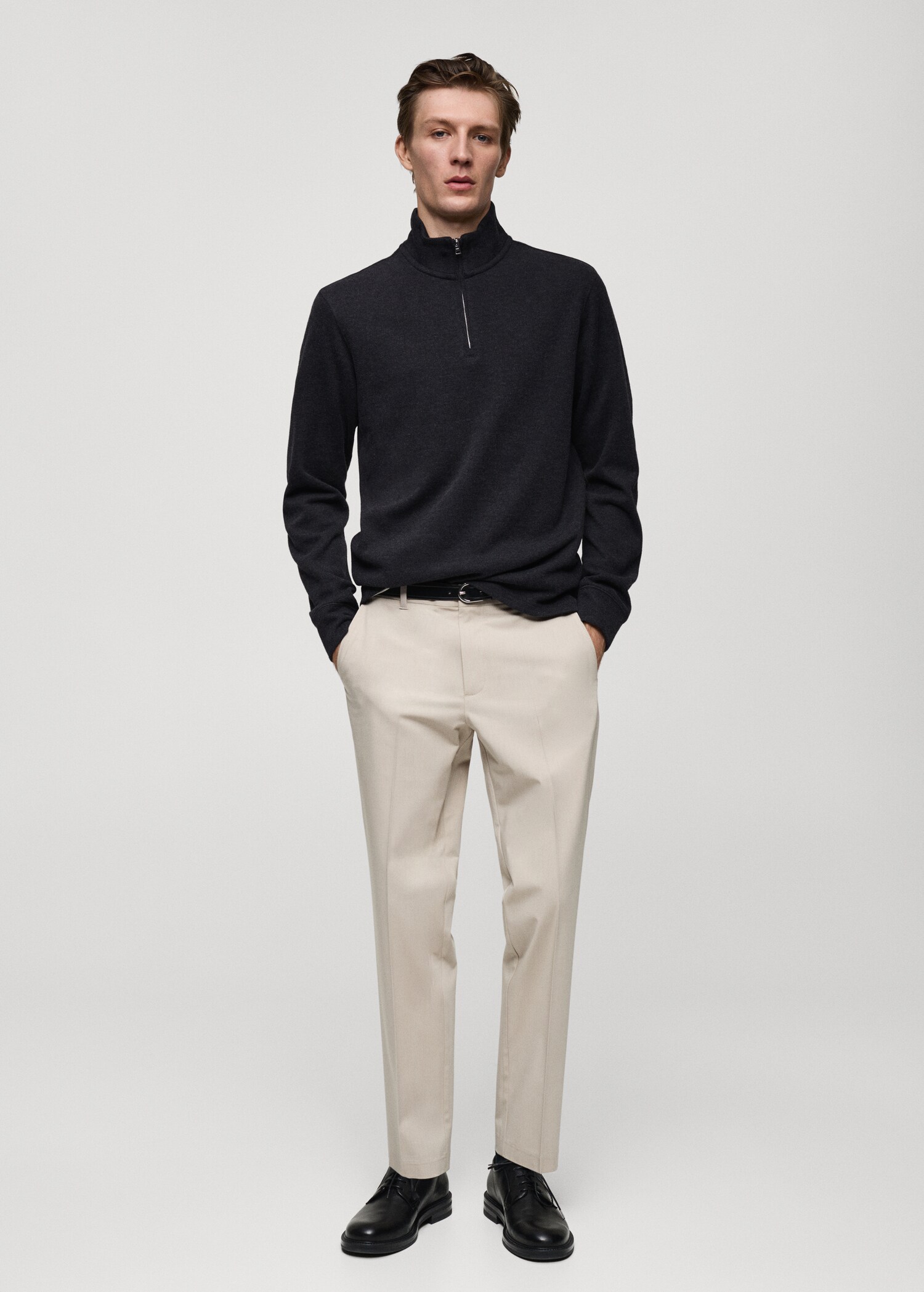 Ribbed sweatshirt collar - General plane