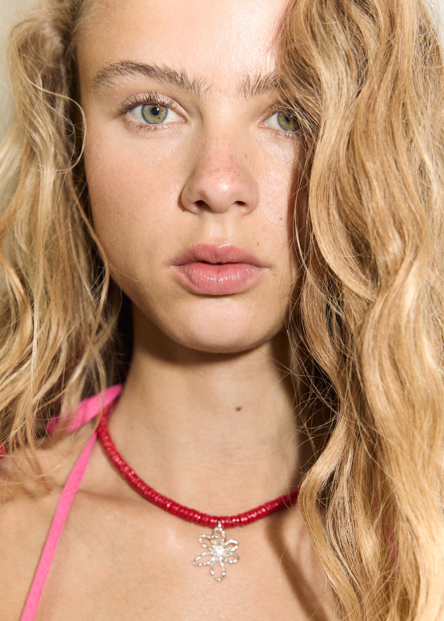 Collier coquillages pendentif - Plan général