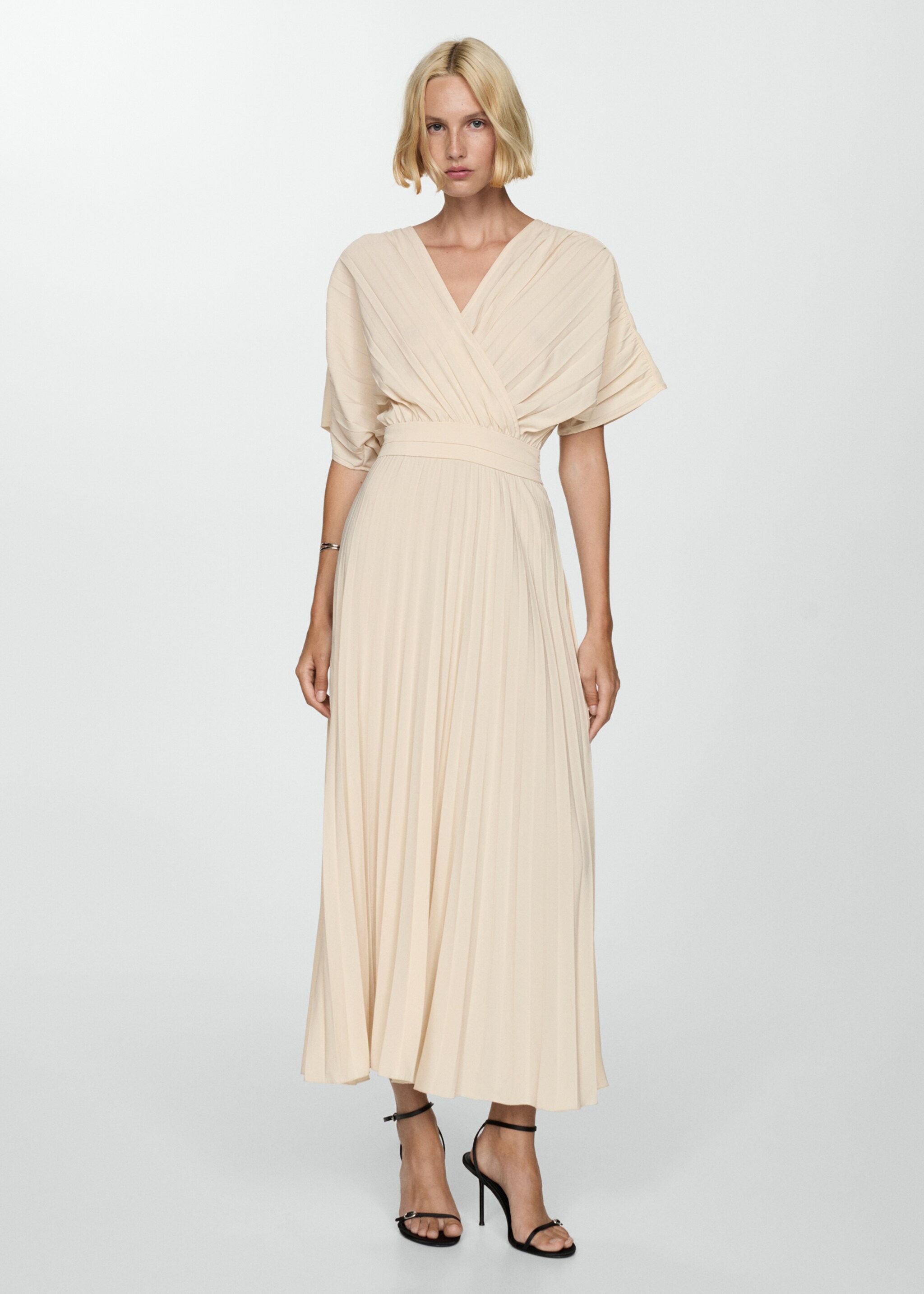 Pleated A-line dress - General plane