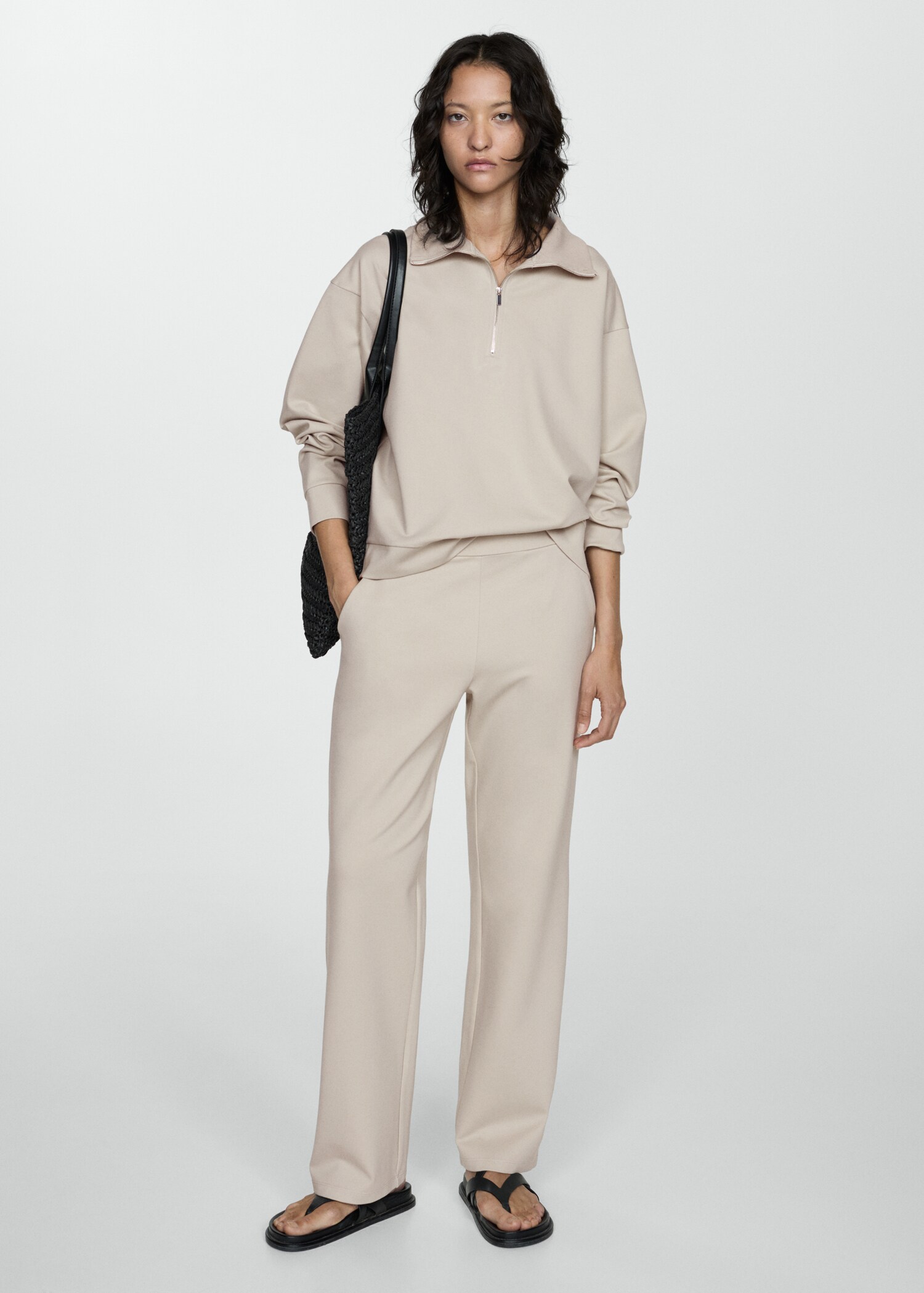 Pocket jogger trousers - General plane