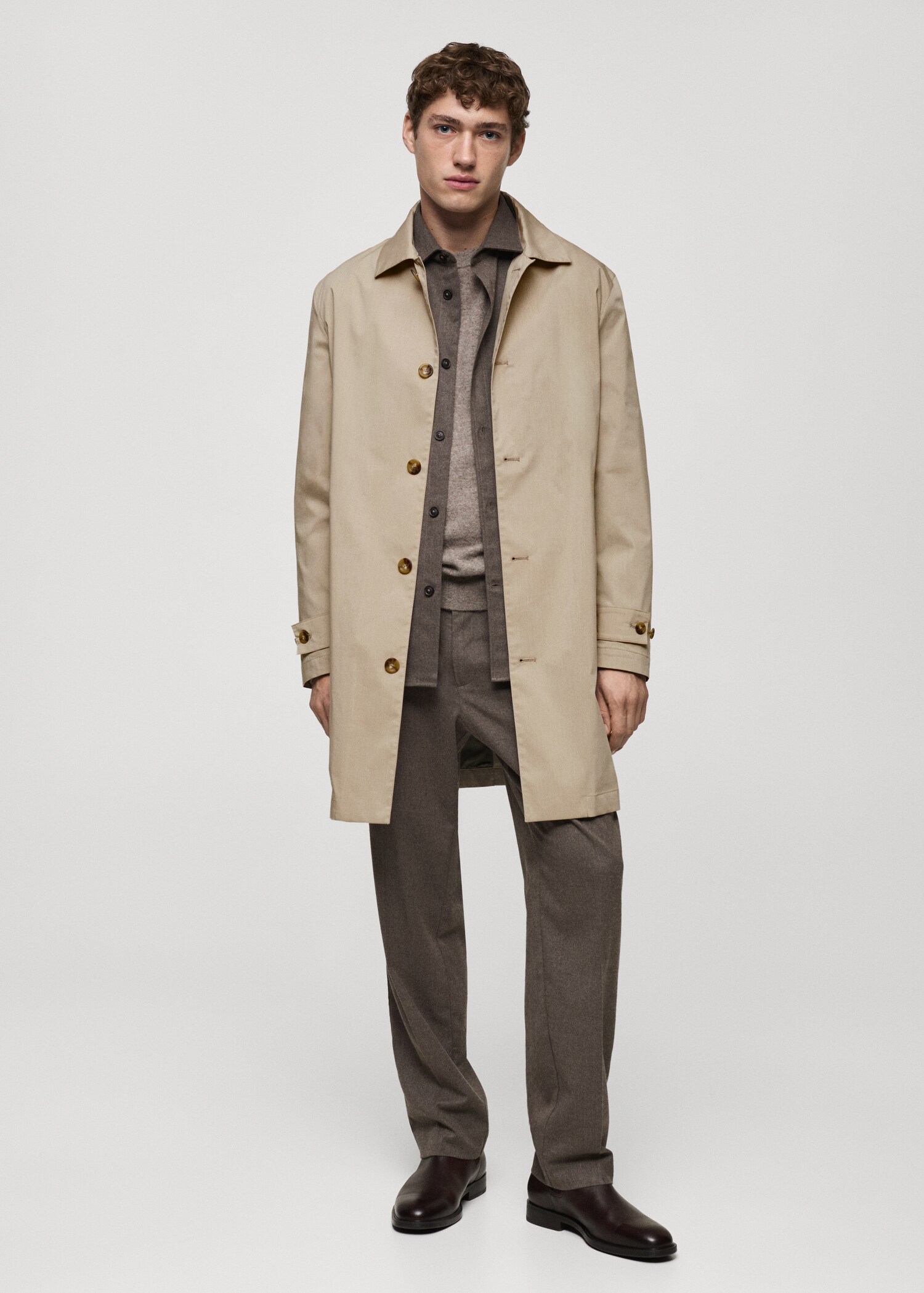 Classic water-repellent trench coat - General plane