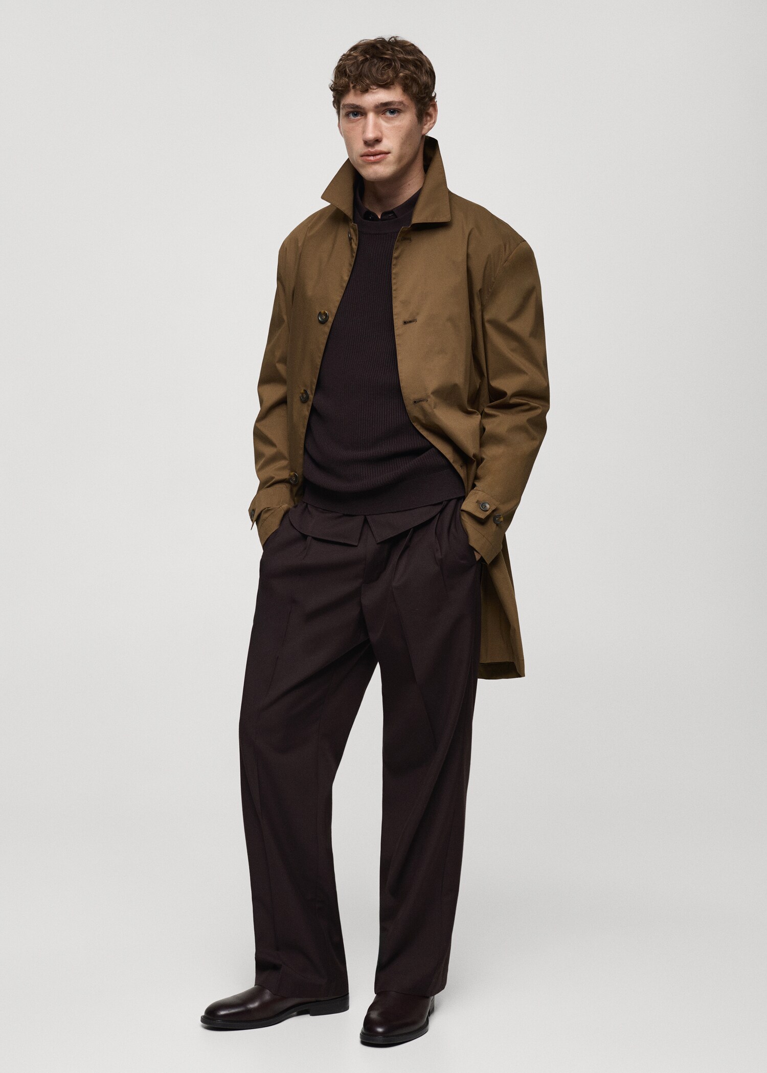 Classic water-repellent trench coat - General plane