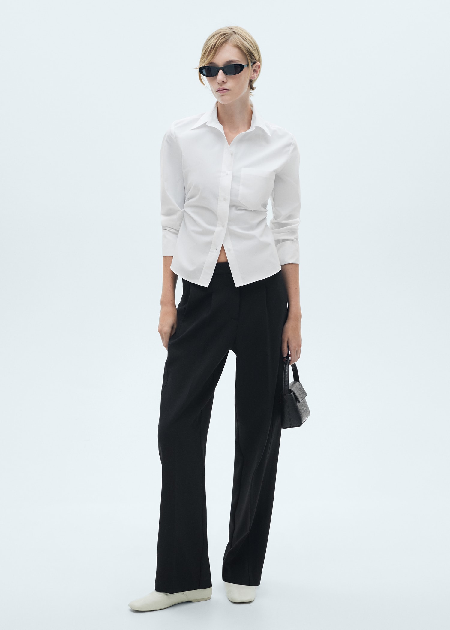 Straight-fit pleated trousers - General plane