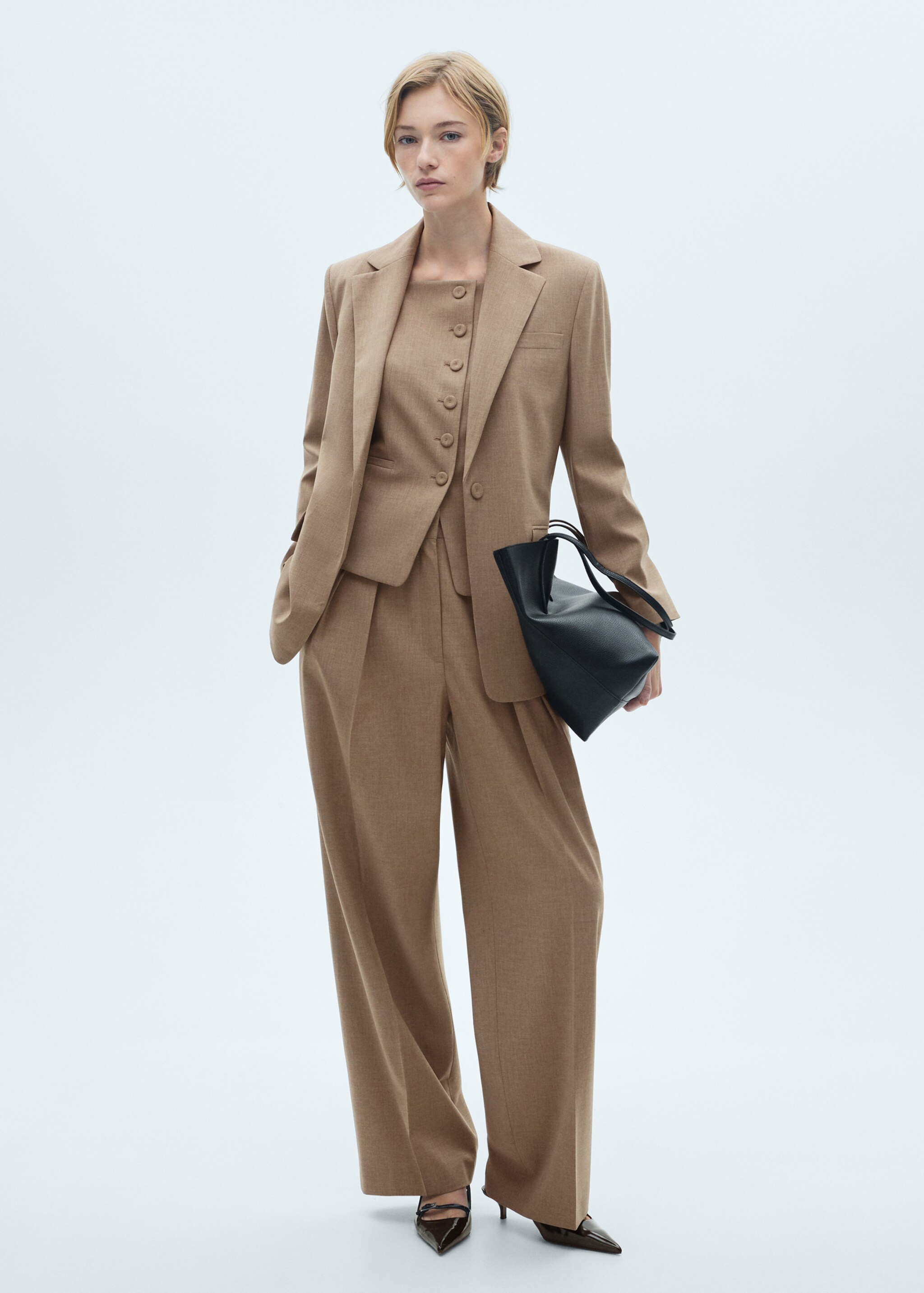 Blazer traje lana - Plano general