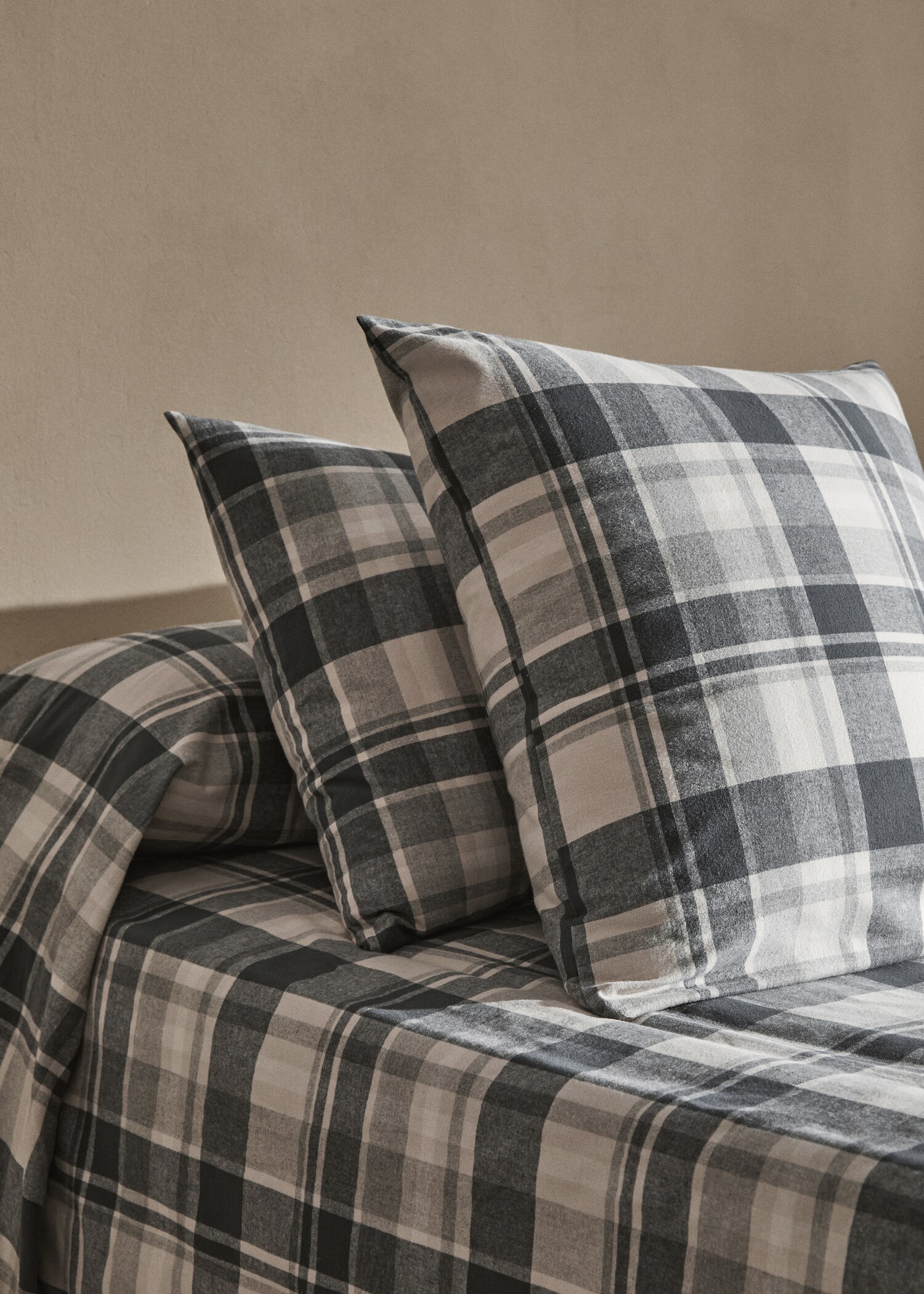 Funda almohada algodón franela cuadros 50x75cm - Plano general