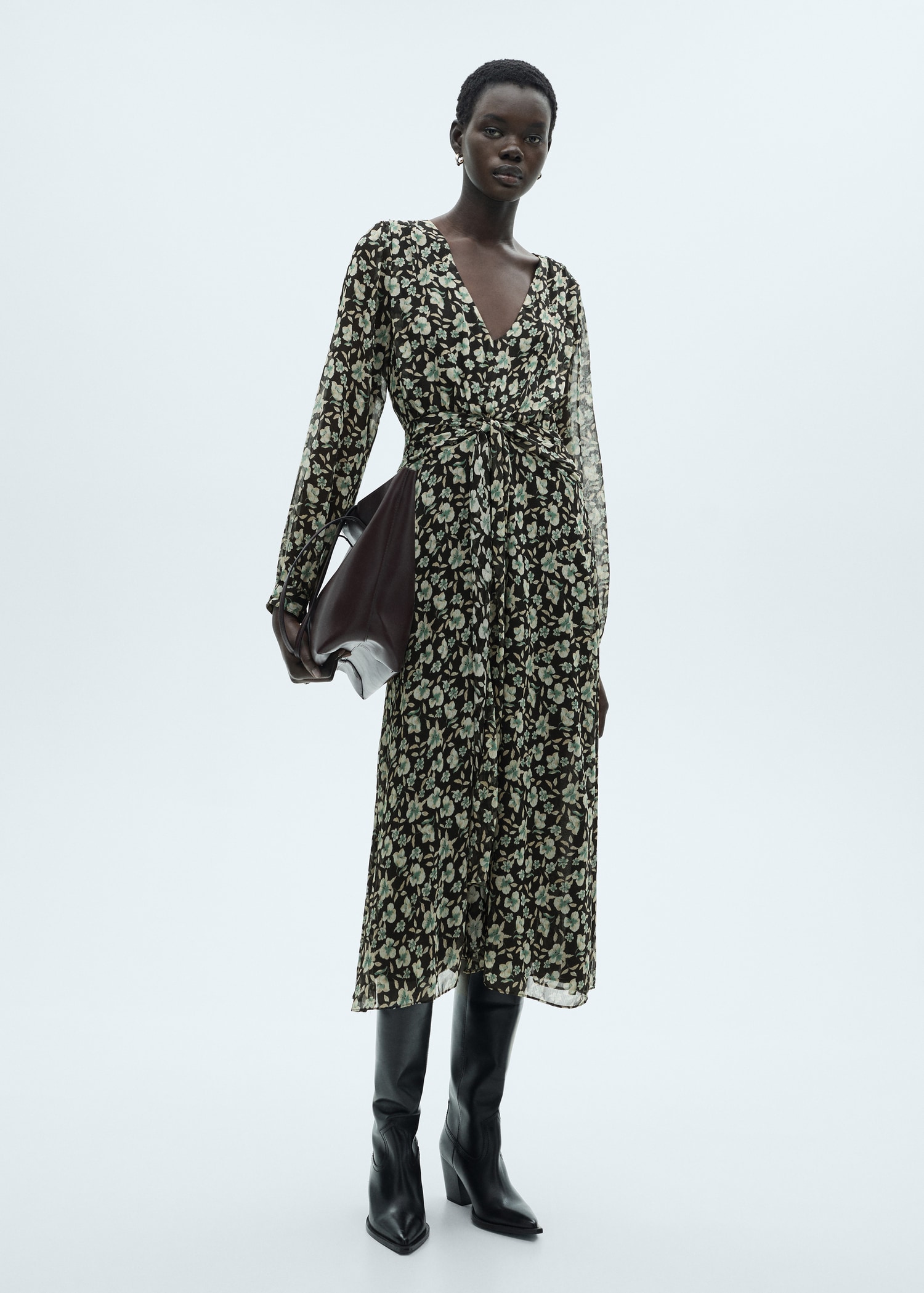 Gebloemde chiffon jurk MANGO Suriname - Main Image