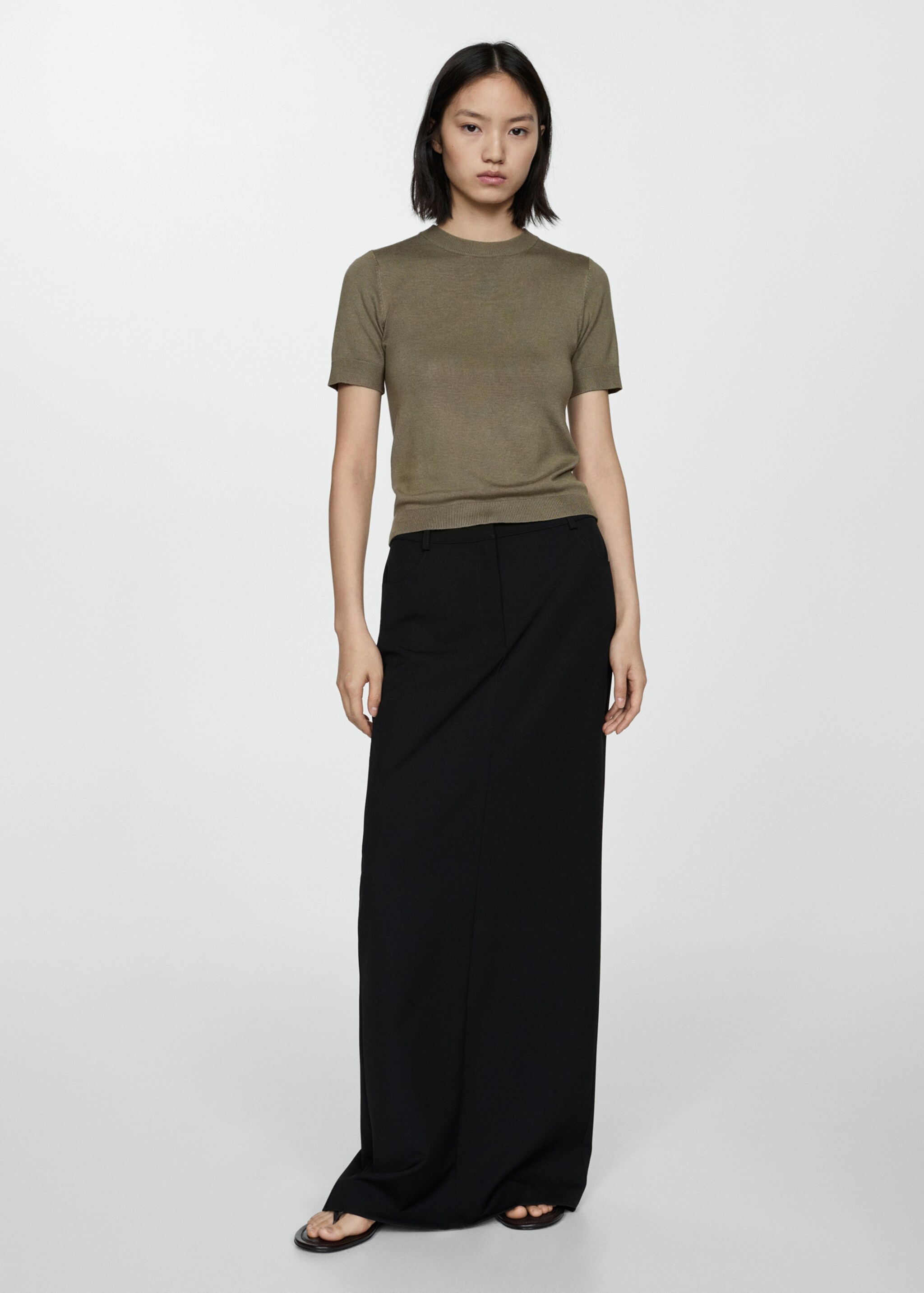 Short-sleeved fine-knit sweater - General plane