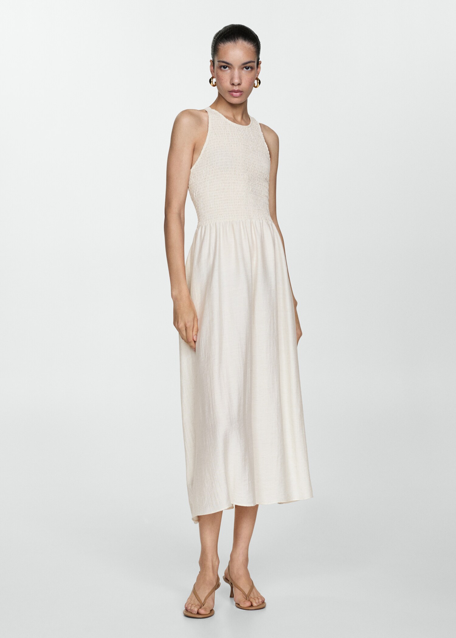 Flared dress with ruffled hem - General plane