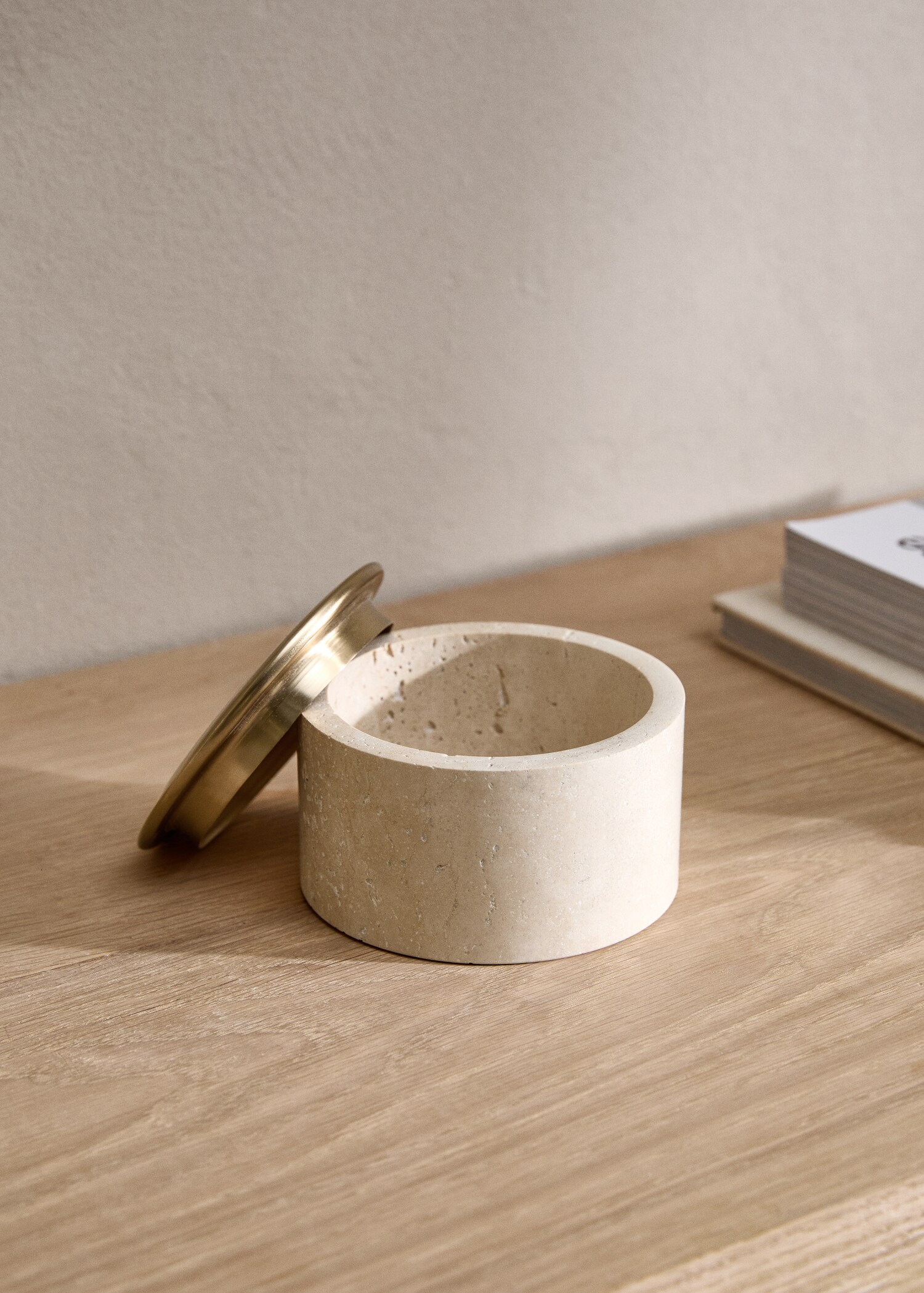 Marble decorative box - General plane