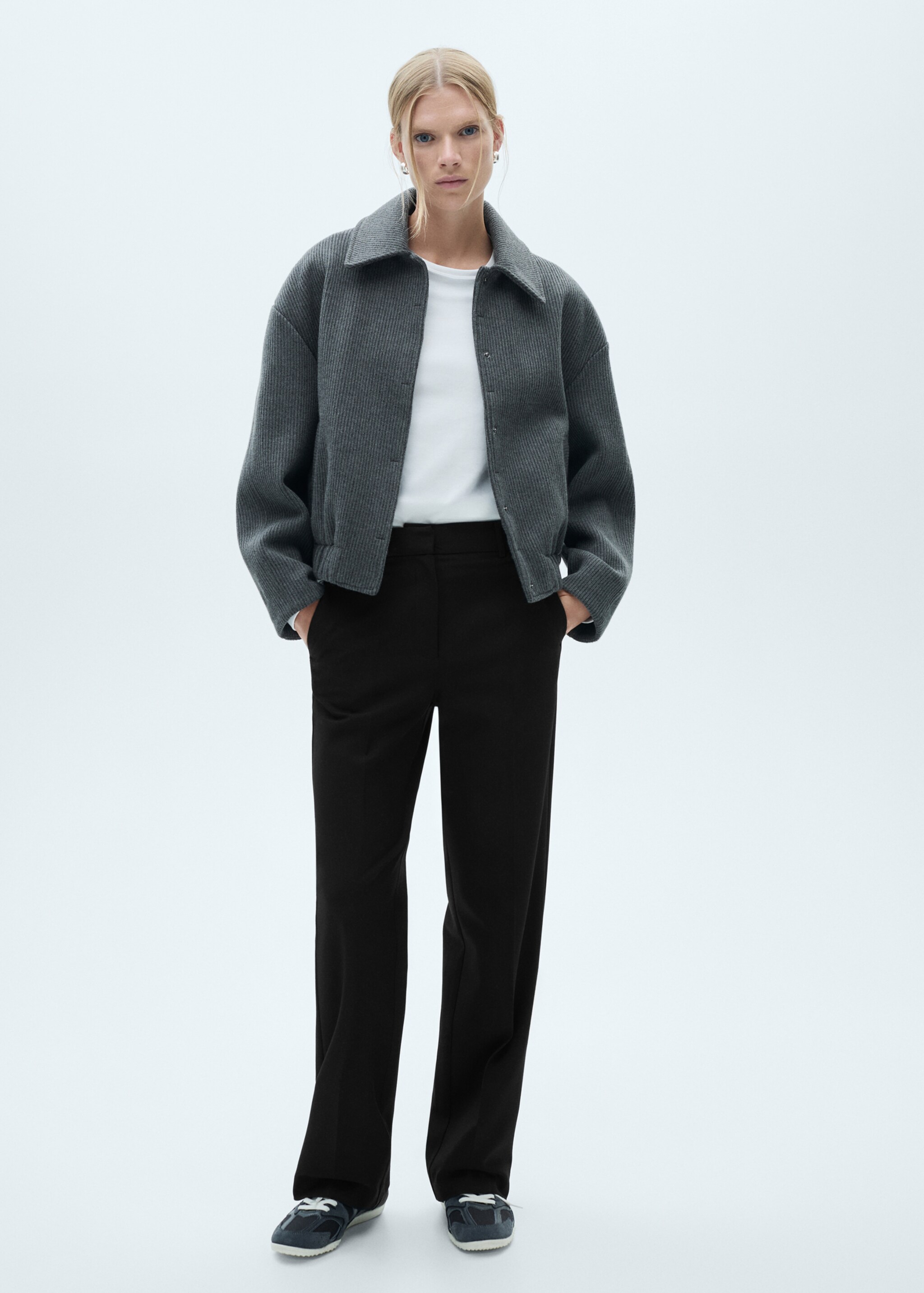 Flowy straight-fit trousers - General plane