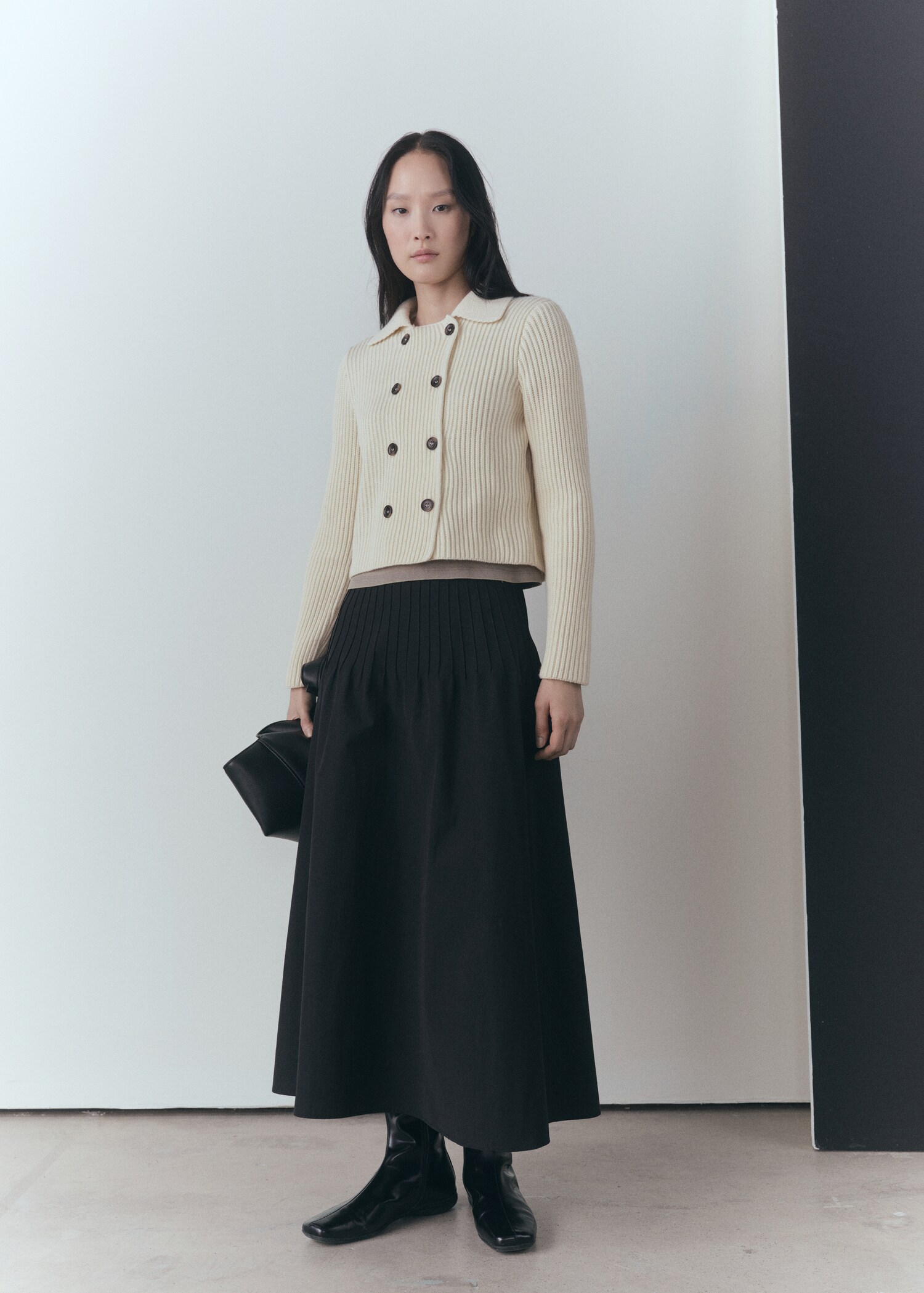 Ribbed jacket with buttons - General plane