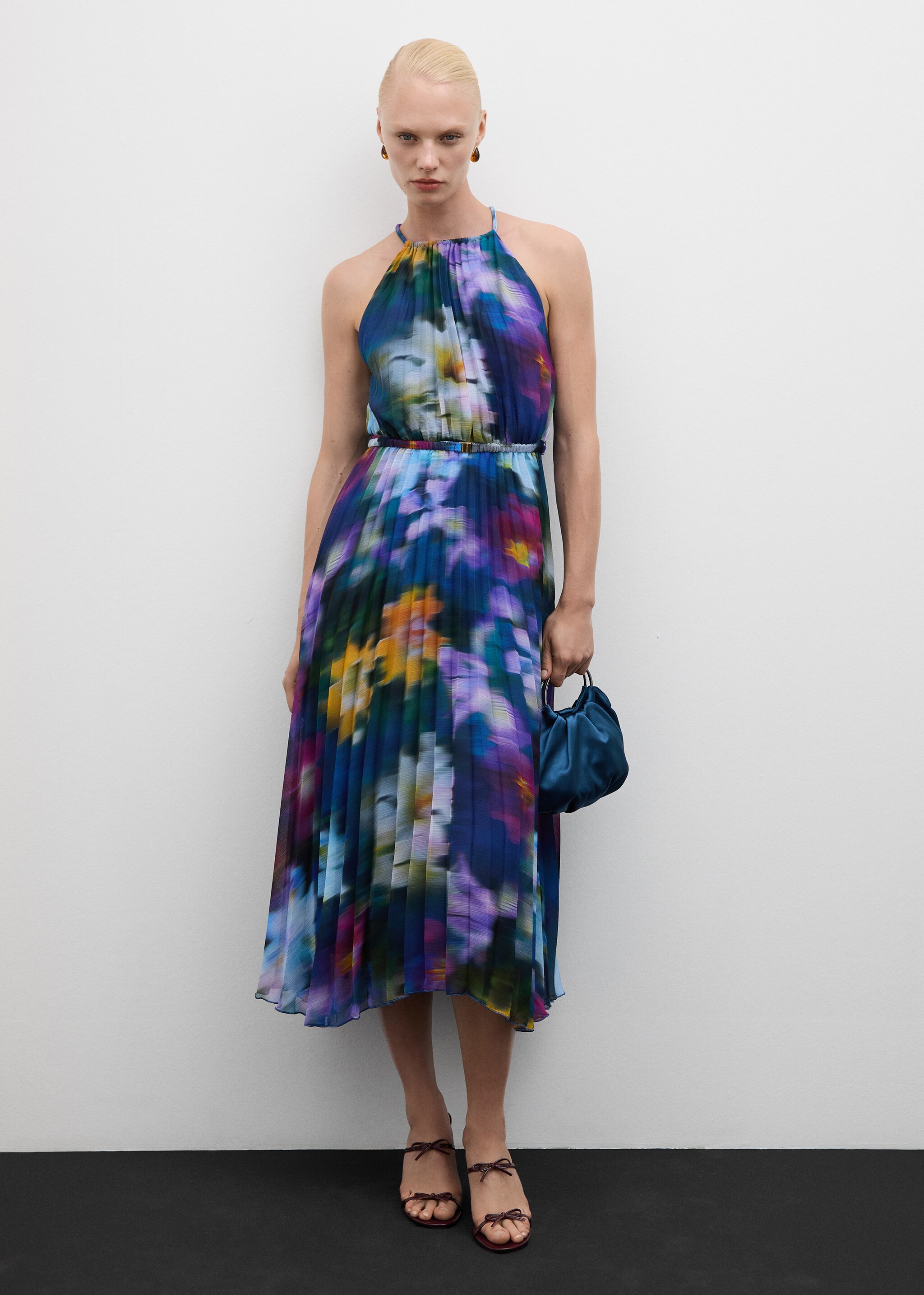 Printed pleated dress - General plane