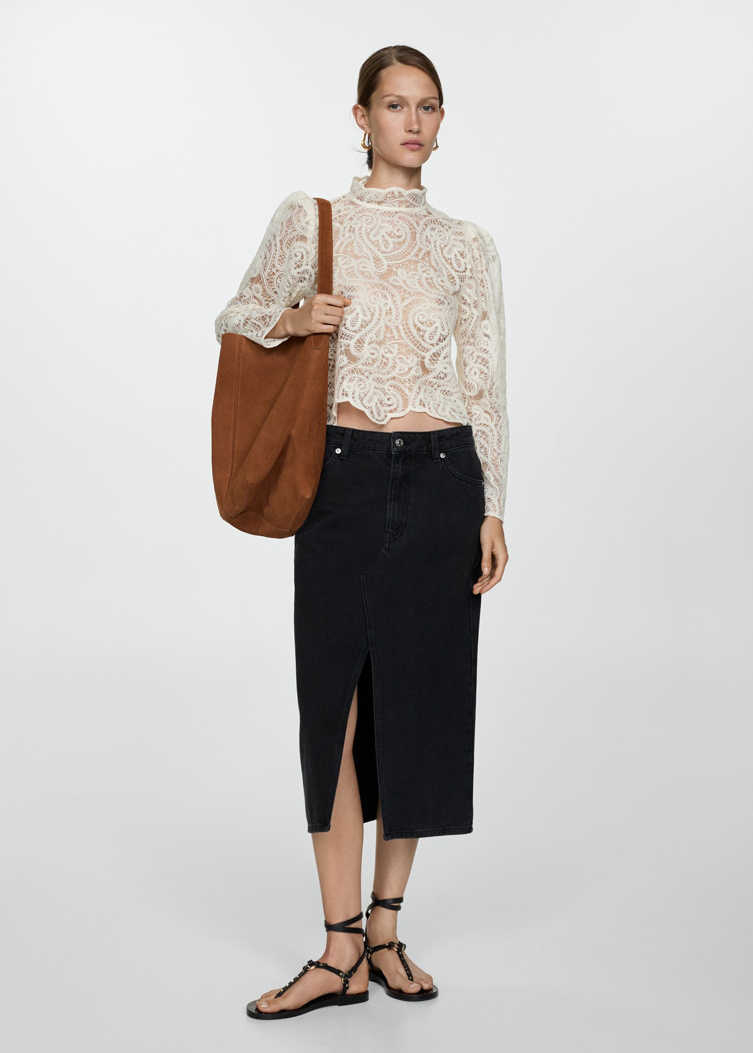 Falda midi vaquera - Plano general