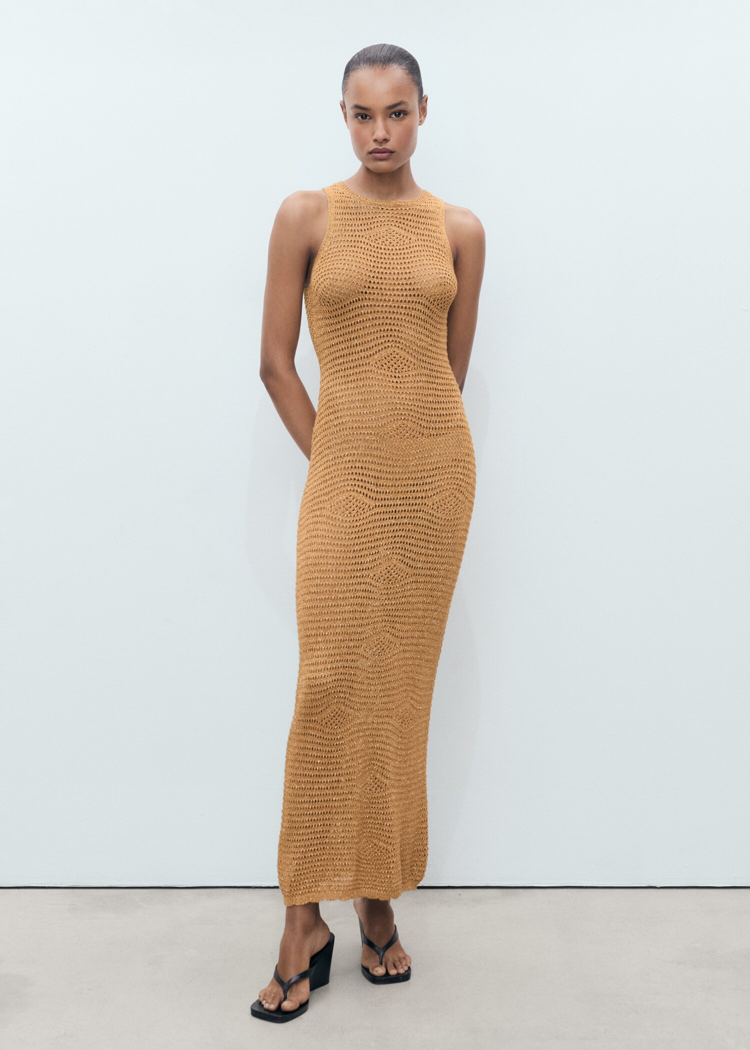 Rochie ajurată din lurex - Plan general