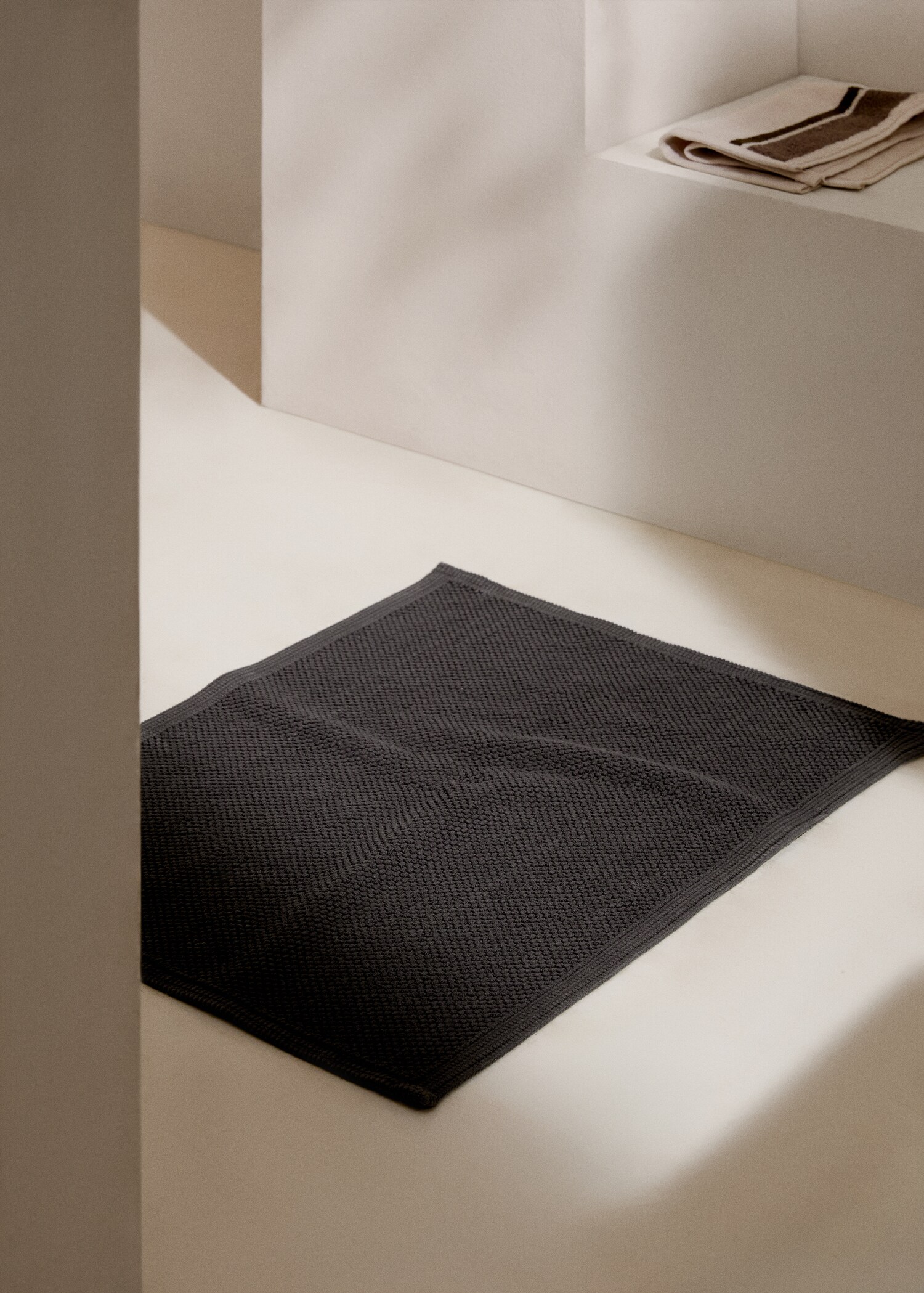 100% cotton bouclé bath rug - General plane
