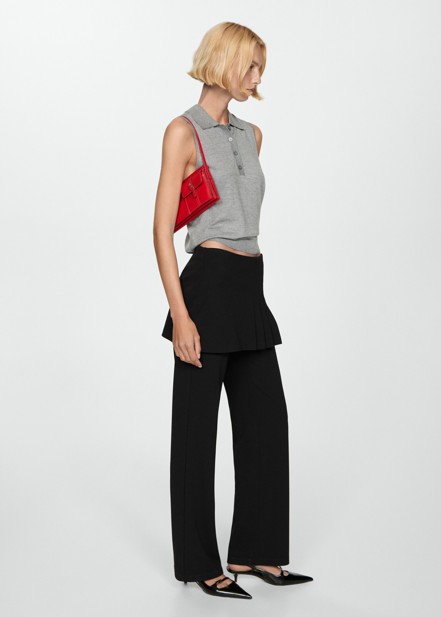 Pleated skirt trousers - General plane