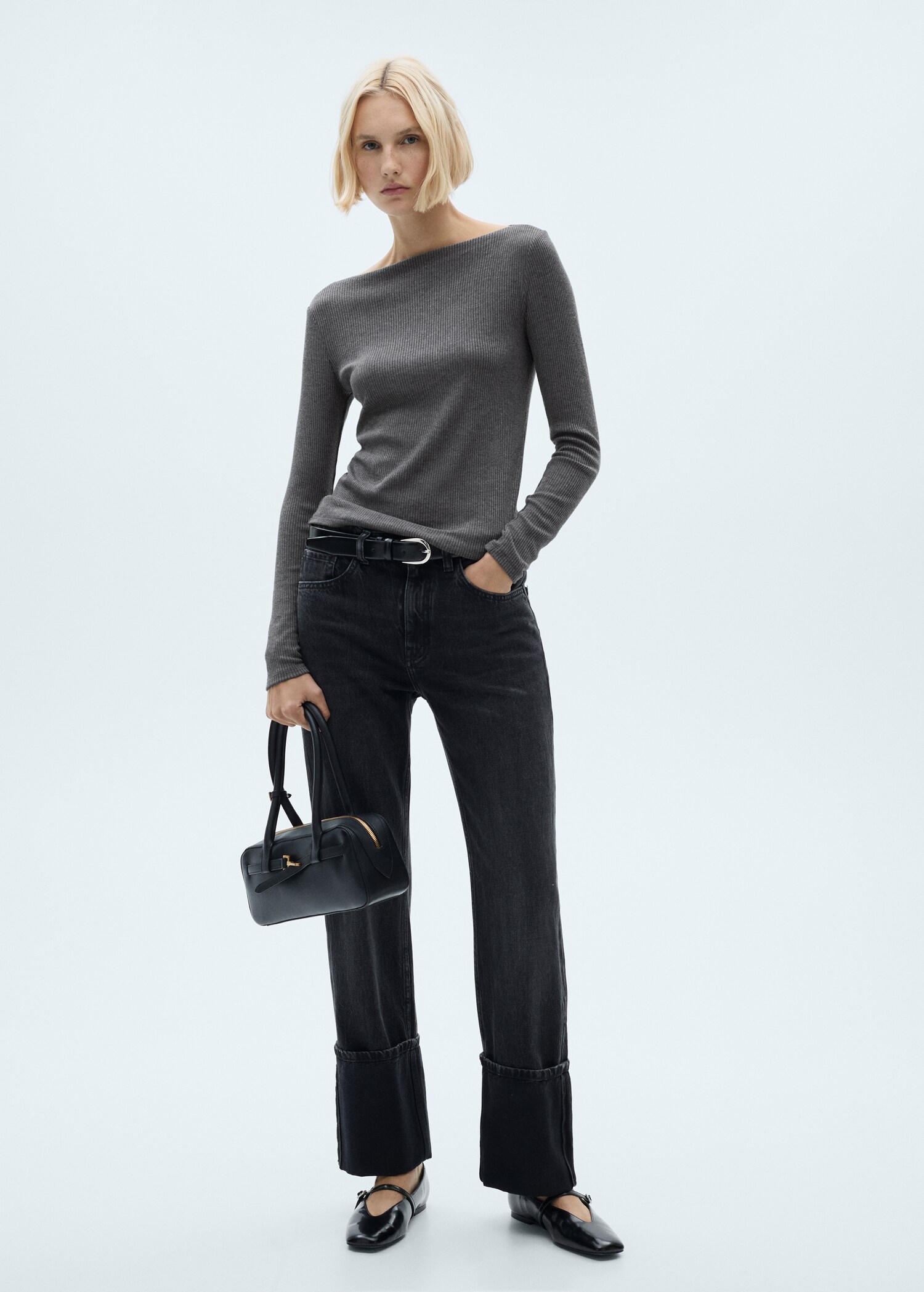 Long-sleeved knitted t-shirt - General plane