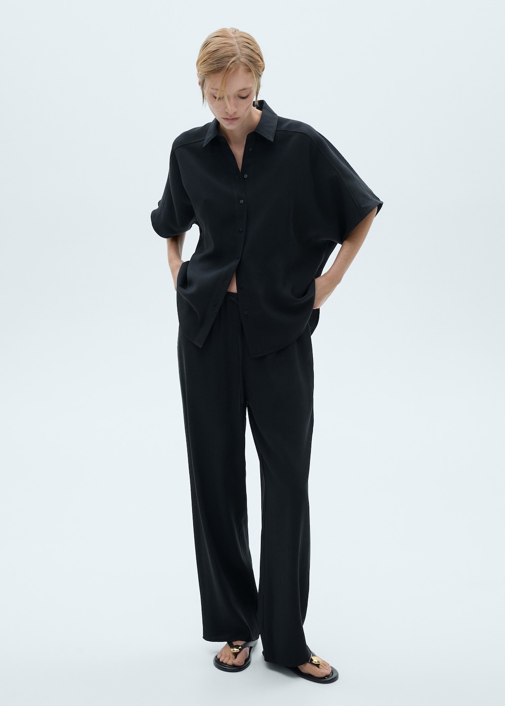 Oversized short-sleeved shirt - Women | MANGO Japan