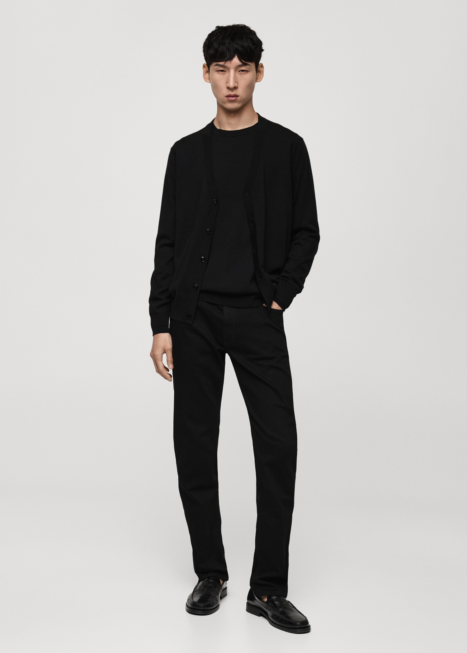100% merino wool medium-knit cardigan - General plane