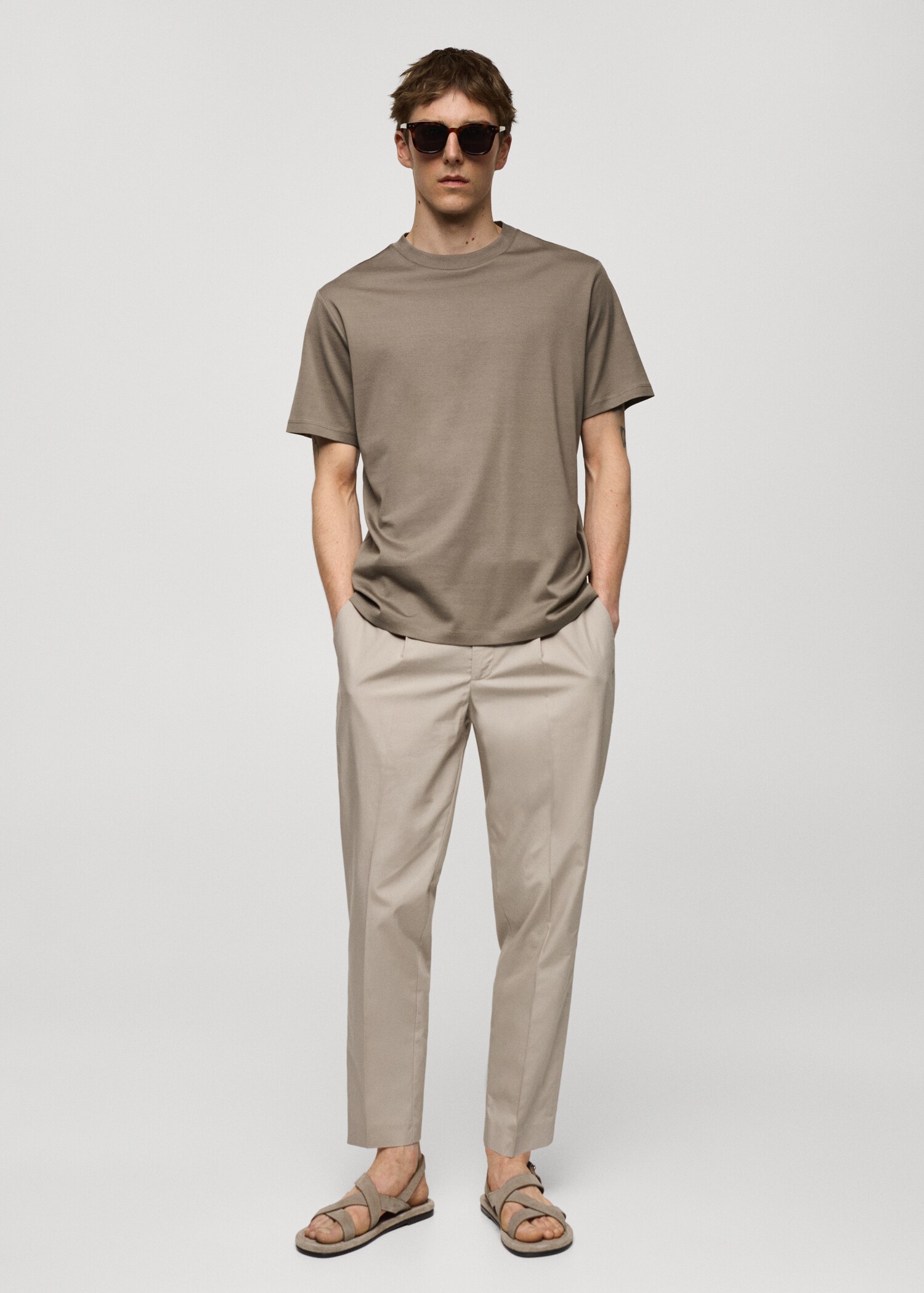 Camiseta slim fit 100% algodón - Plano general