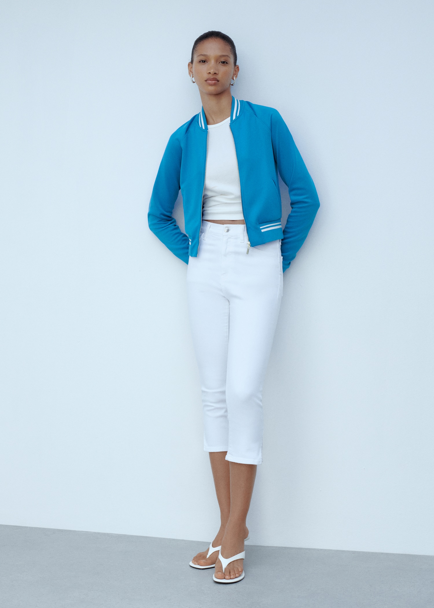 Chaqueta bomber rayas contraste - Plano general