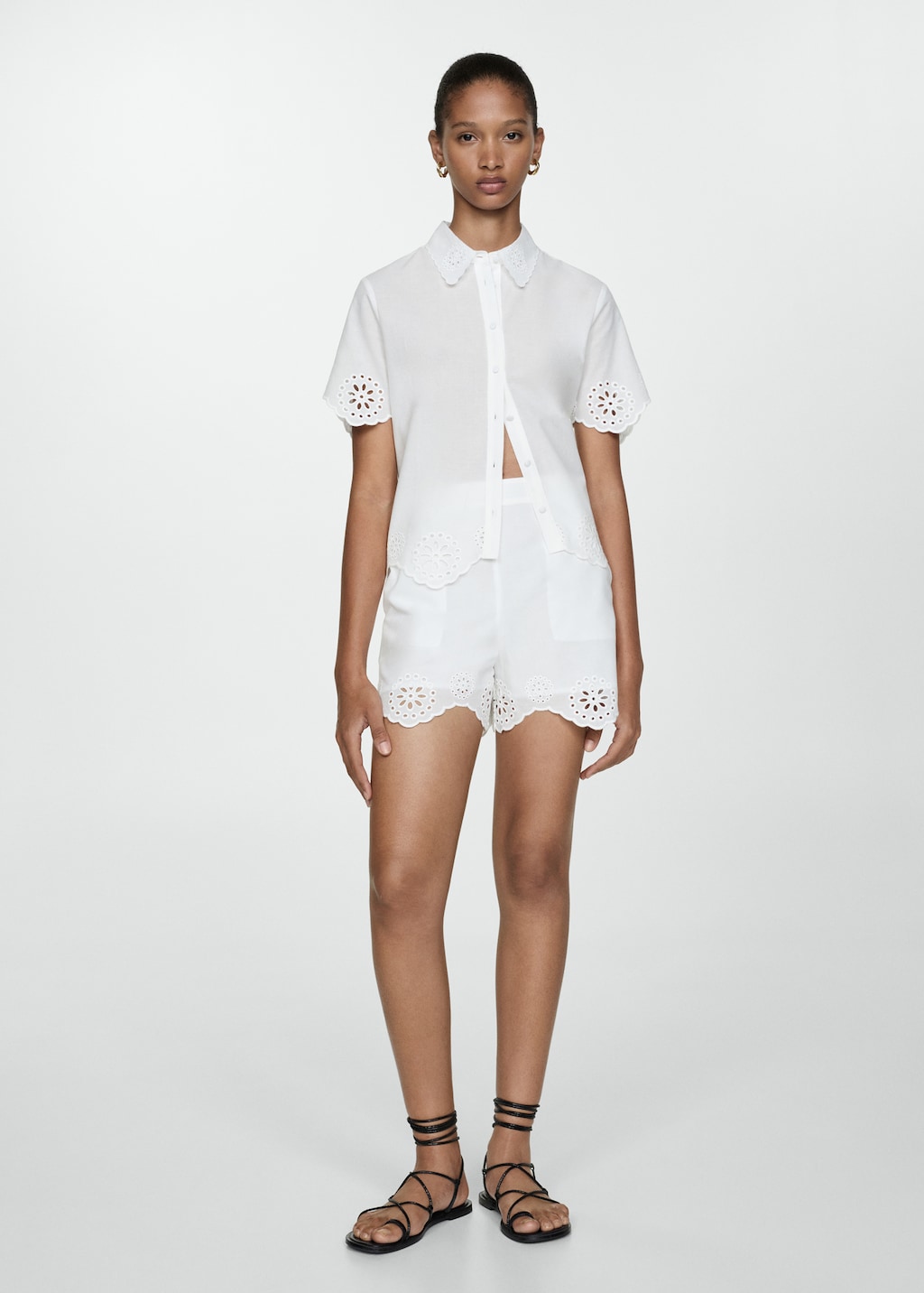 Mango Bestickte Lochstrick-Shorts