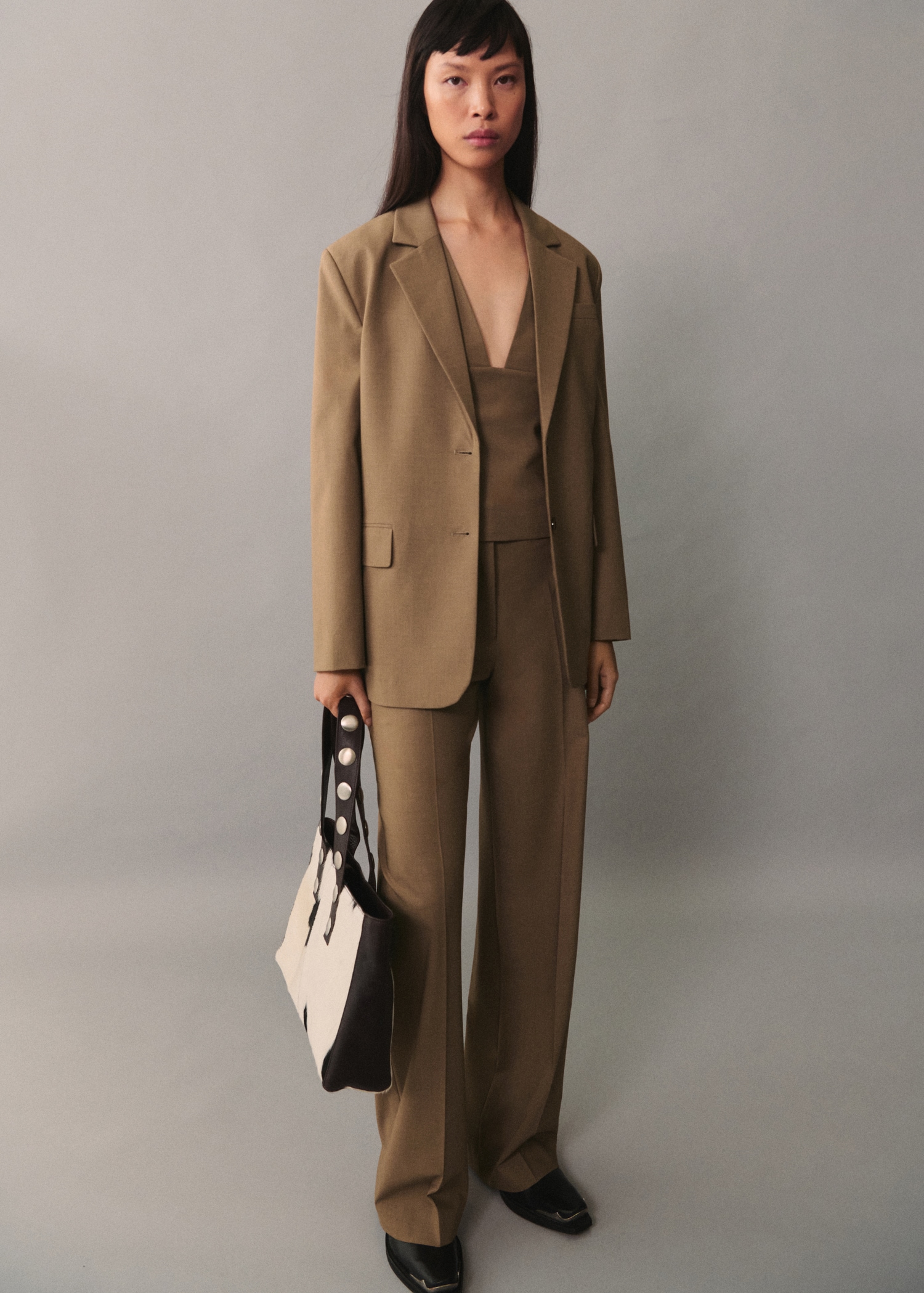 Top with wide straps - General plane