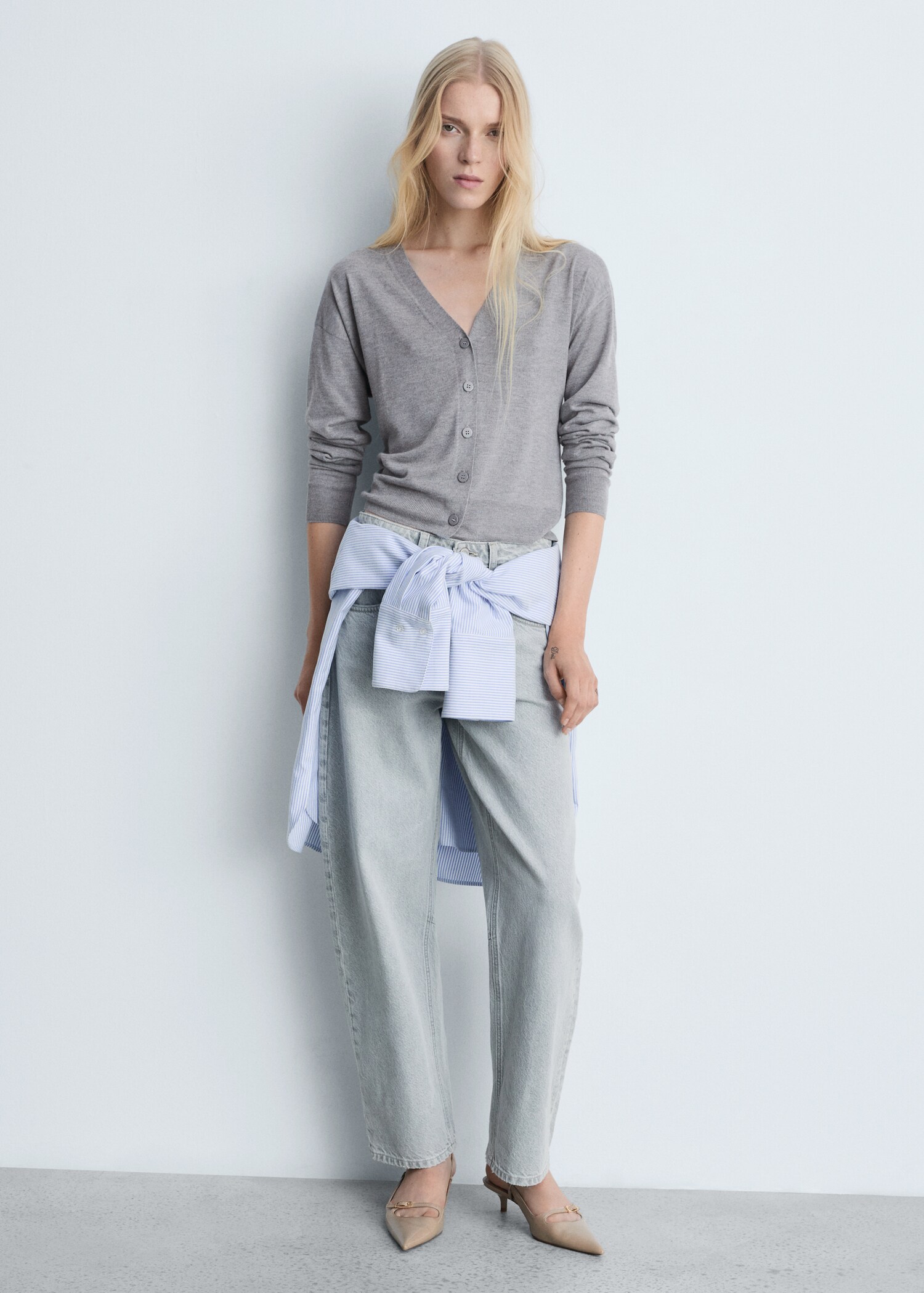 Button knit cardigan - General plane