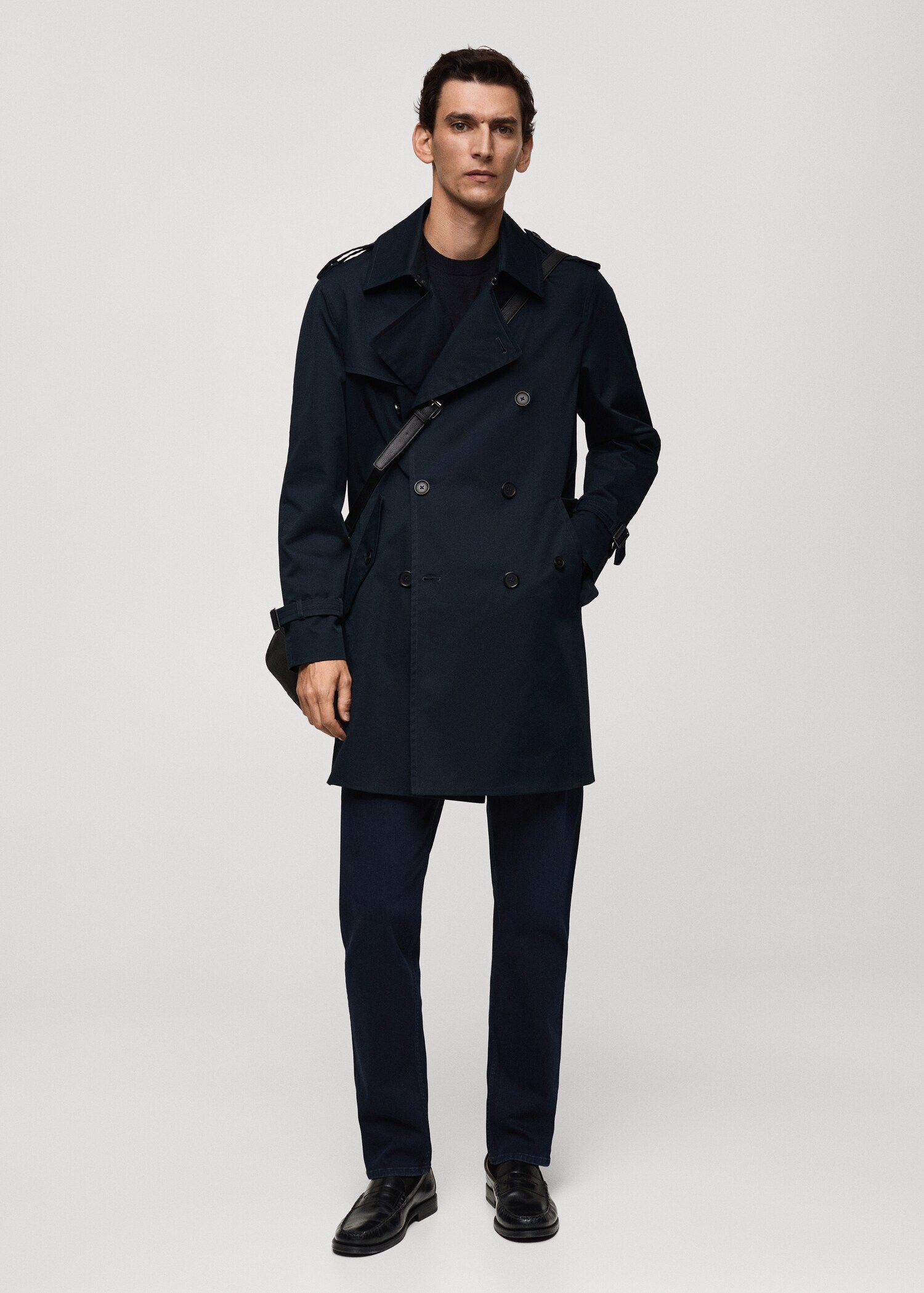 Water-repellent belted trench coat - General plane