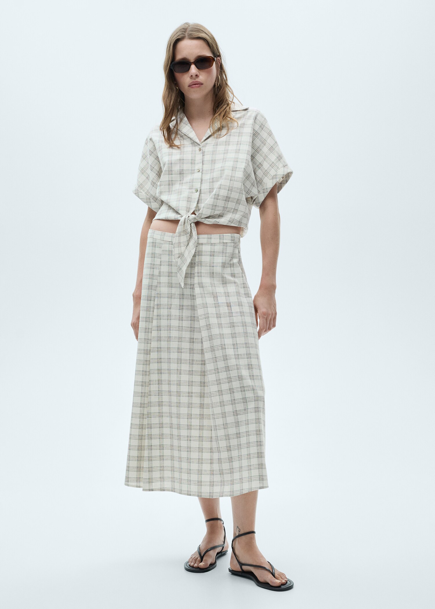 Check flared skirt - General plane