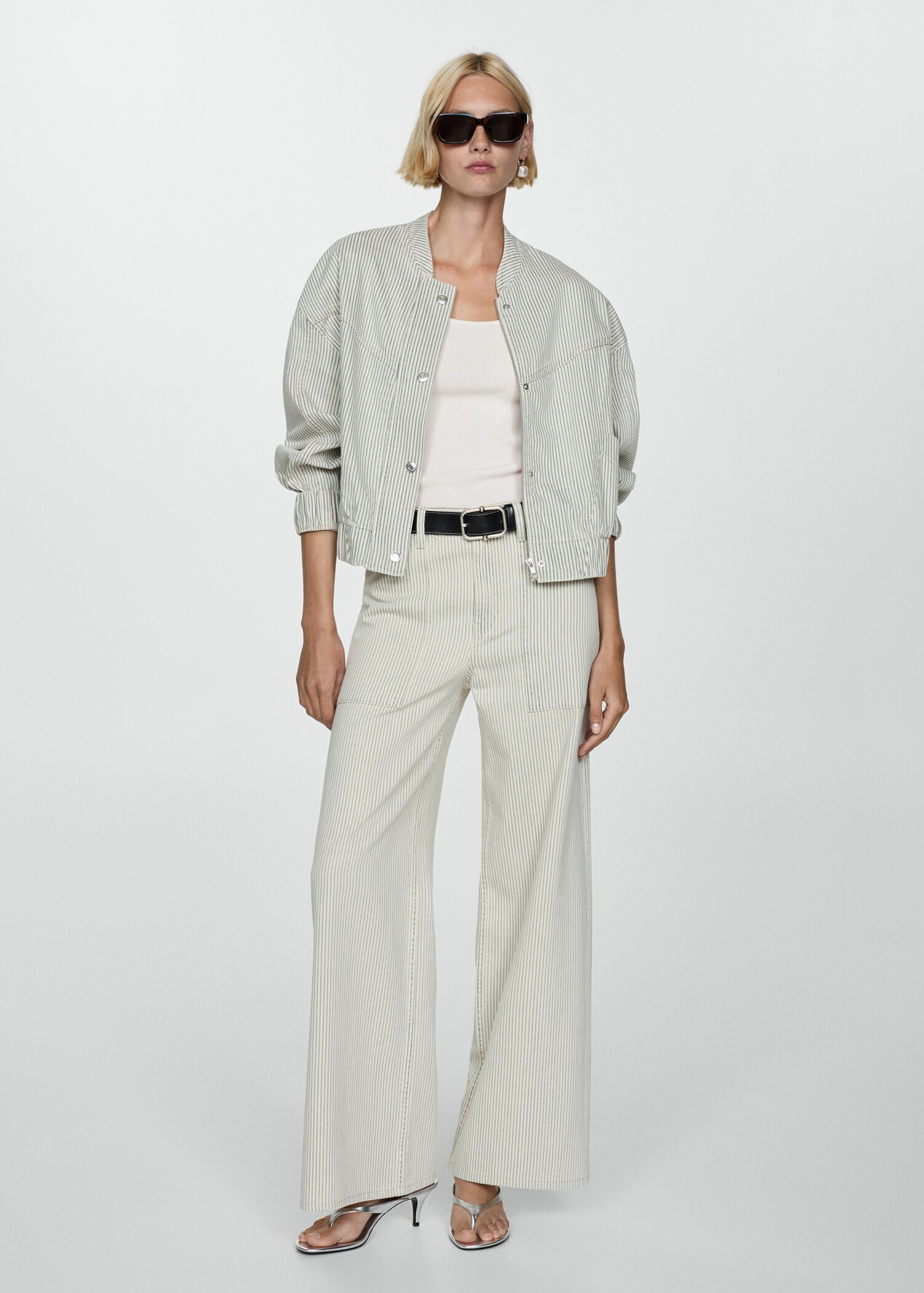 Fine ribbed knit top - General plane