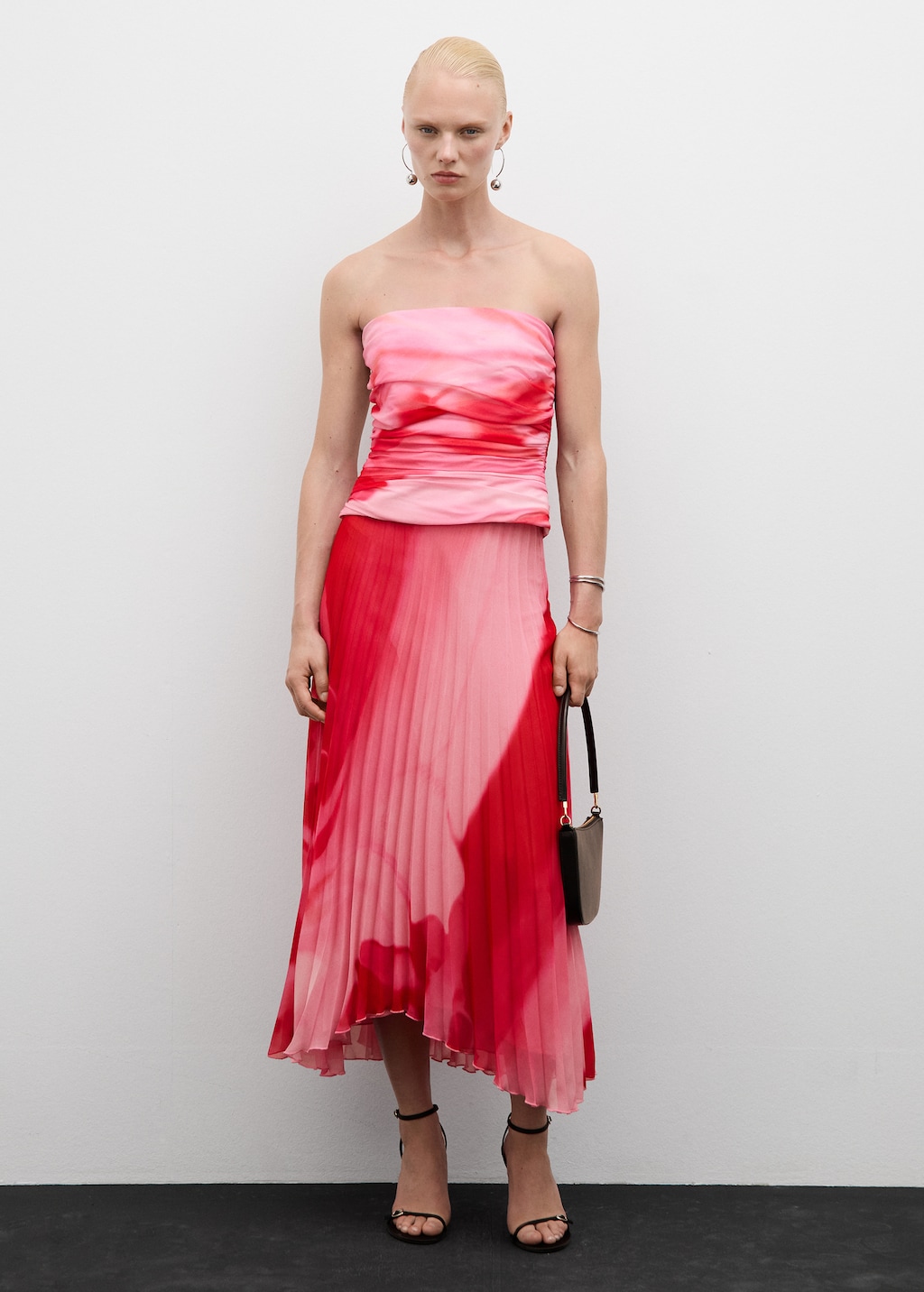 Pink skirt mango sale