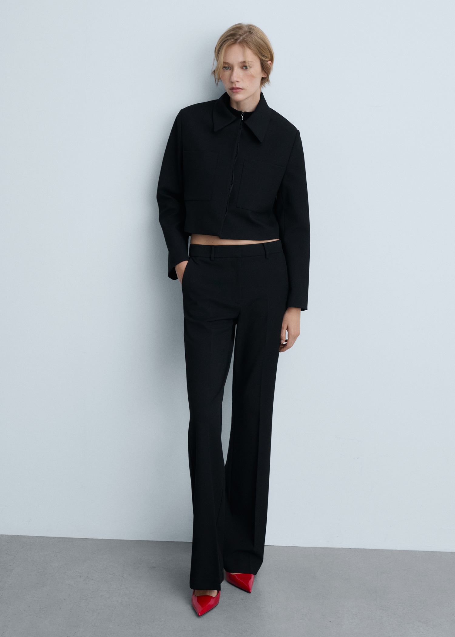 Pantalon évasé taille haute - Plan général