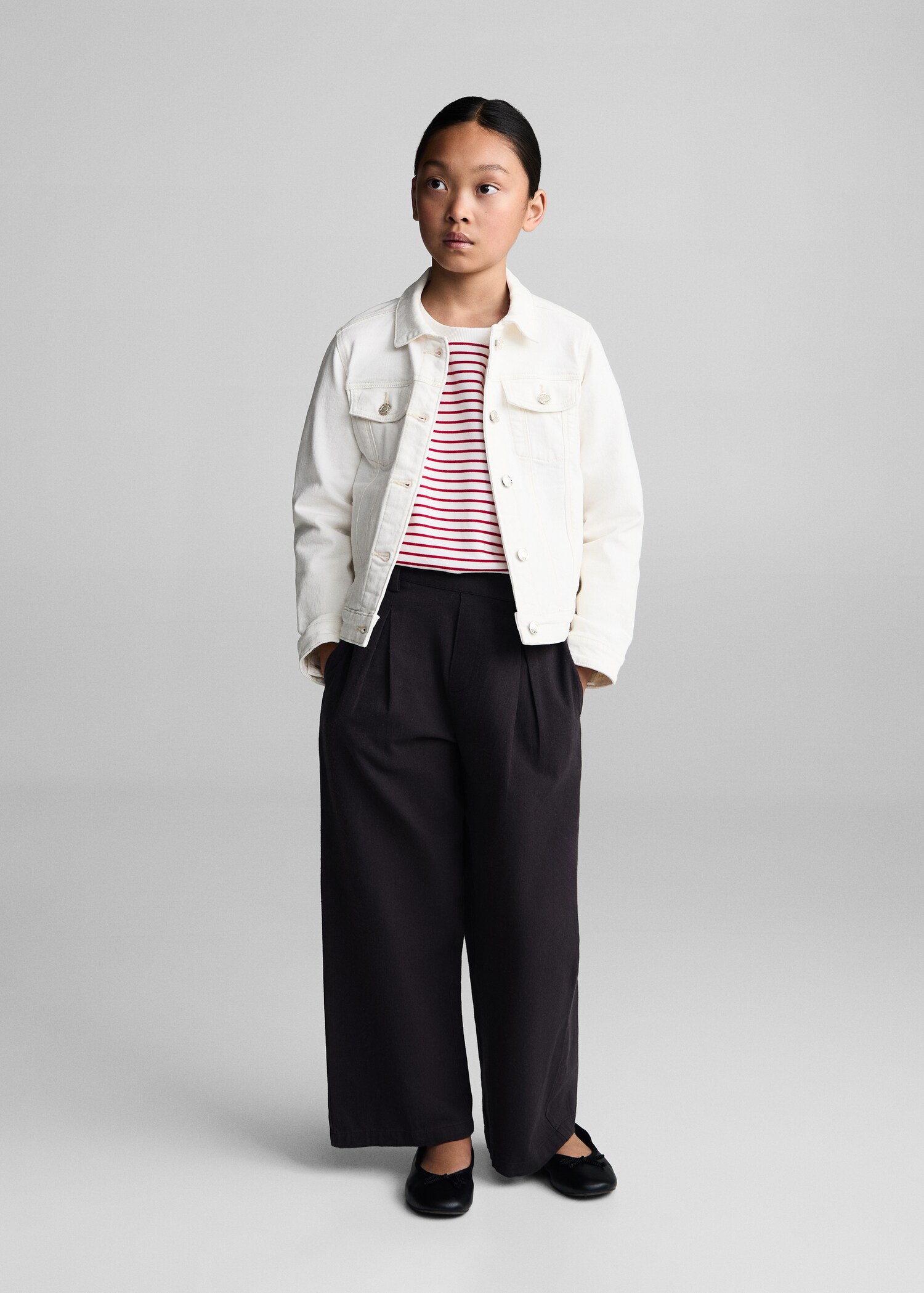 Pleat detail trousers - General plane