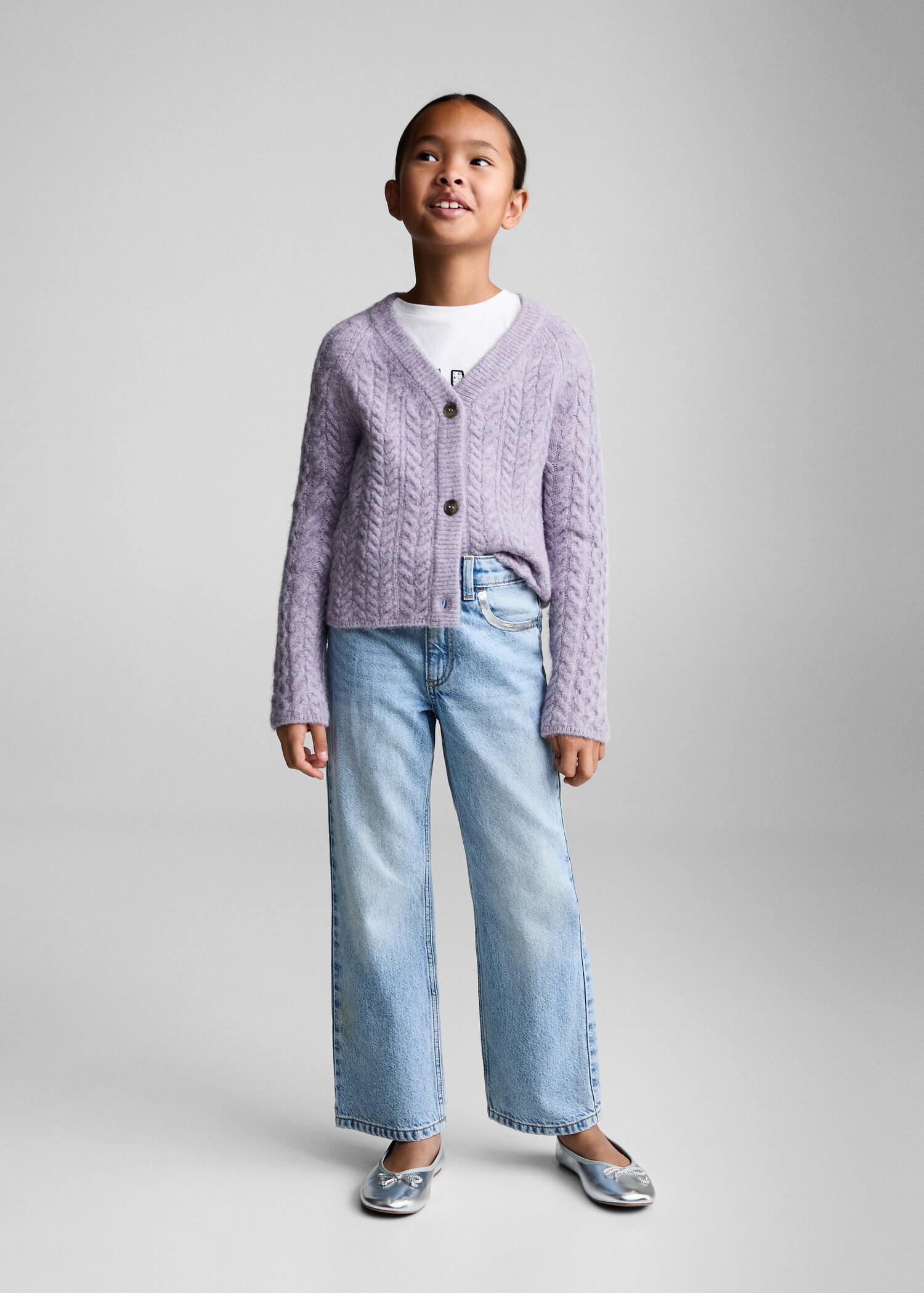 Knitted braided cardigan - General plane
