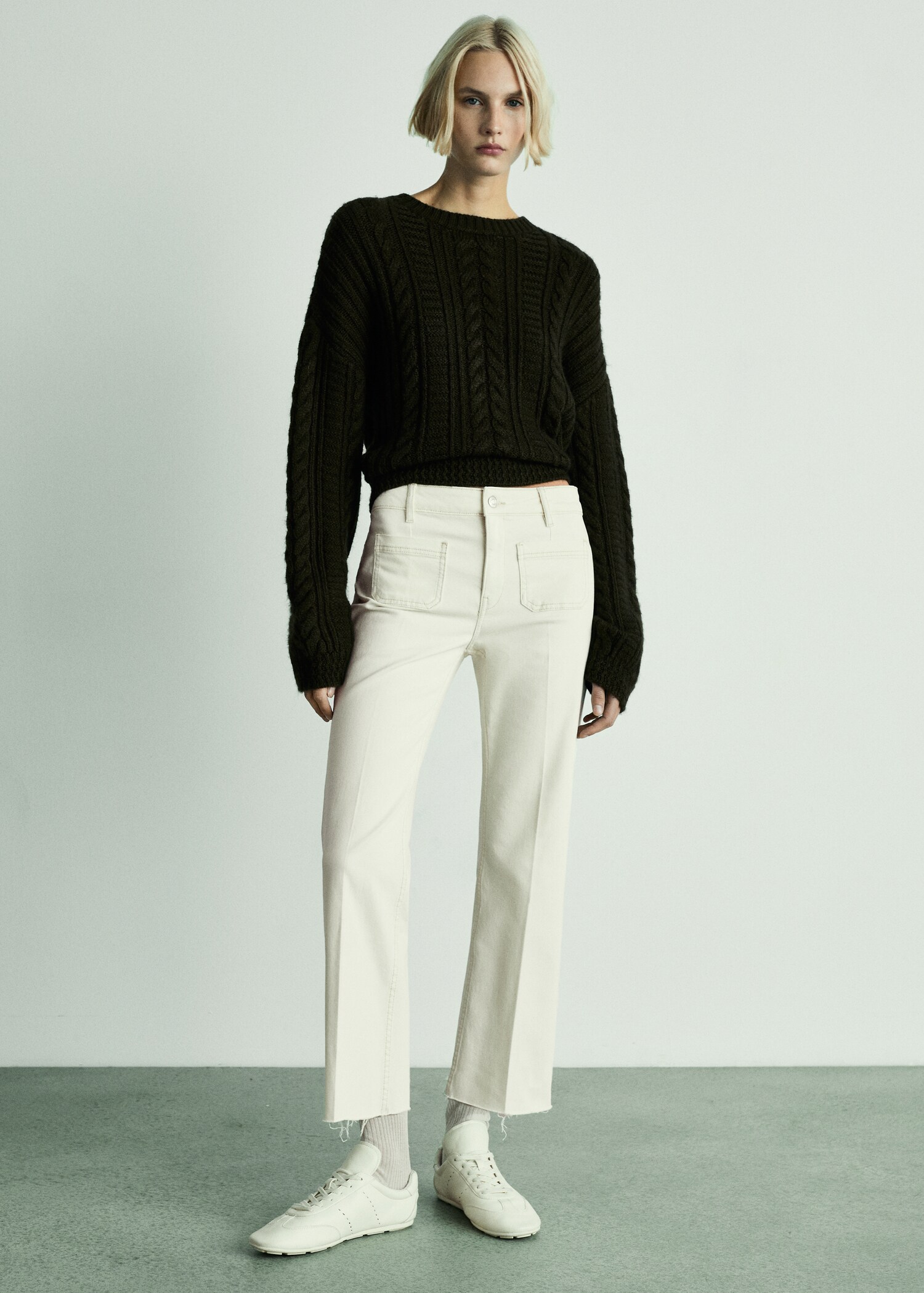 Jeans flare crop bolsillos - Plano general
