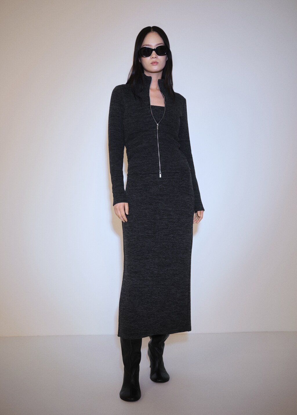 Knitted jacket with zip - image 2
