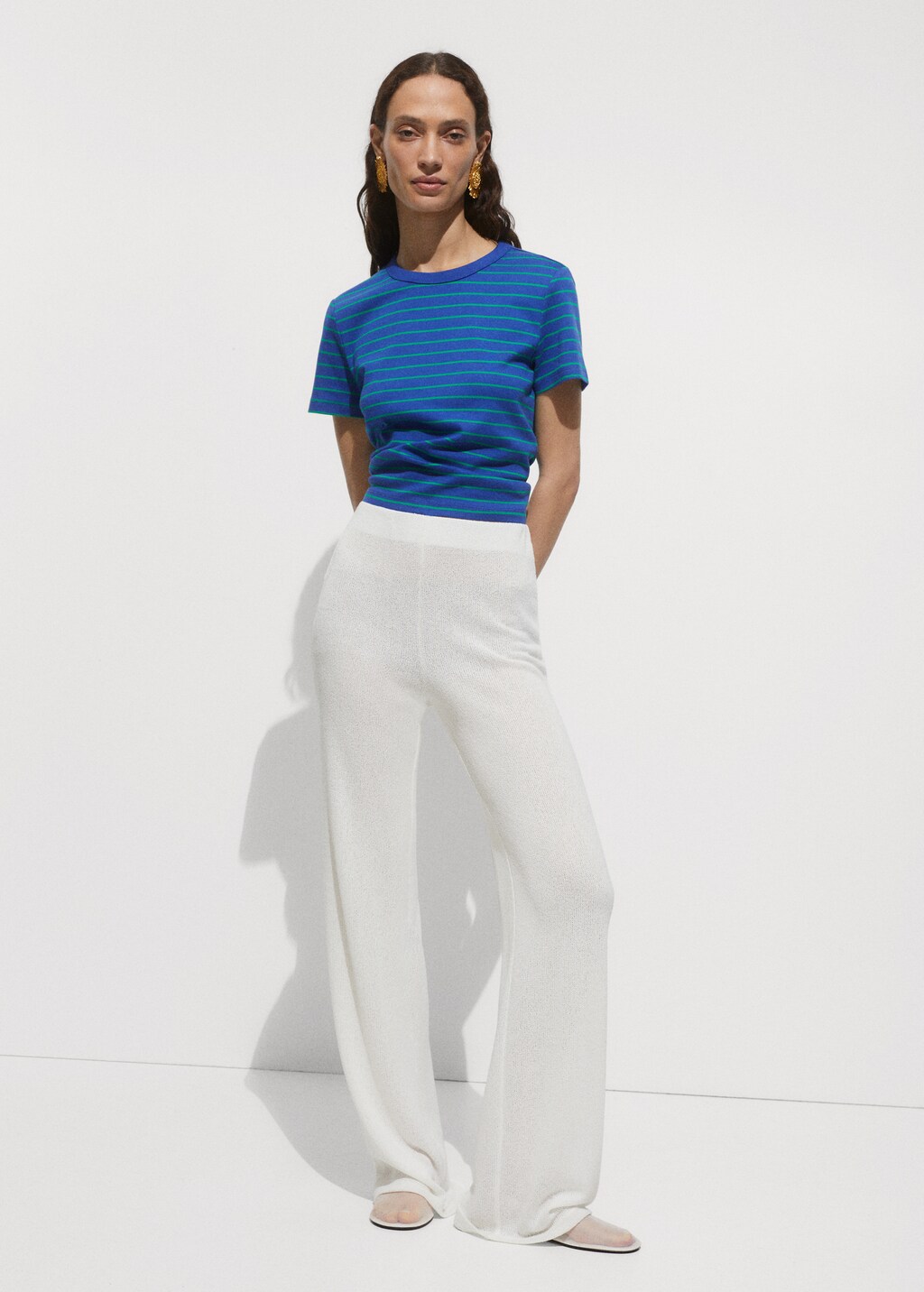 Blue striped t shirt women online