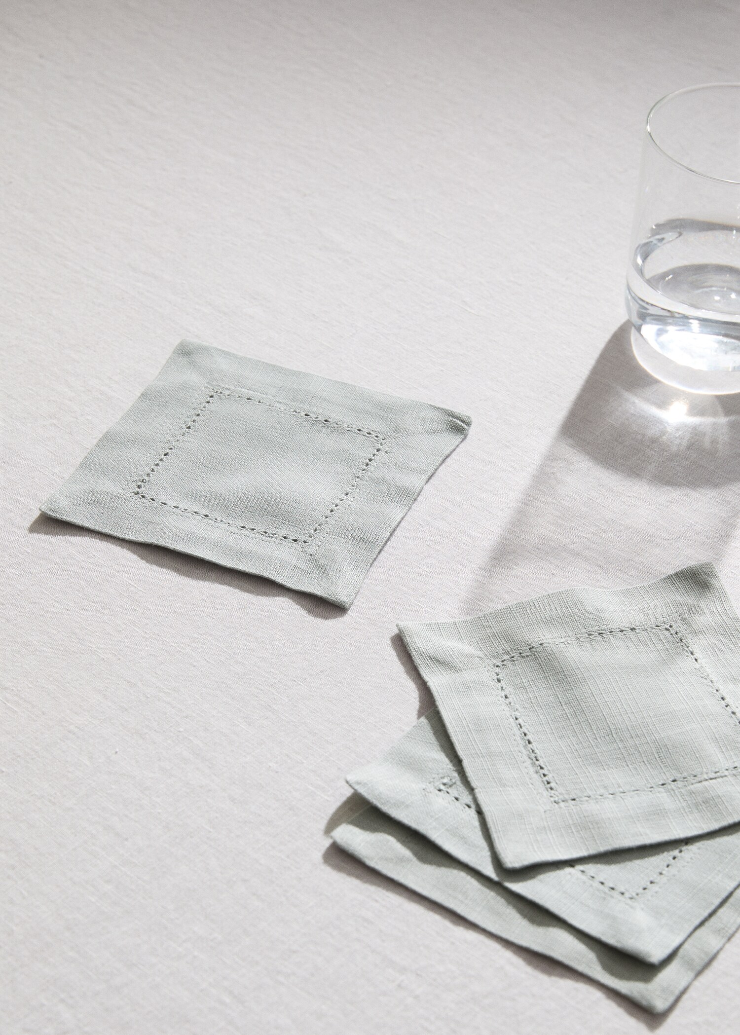 Cotton coaster with hemstitch detail - General plane