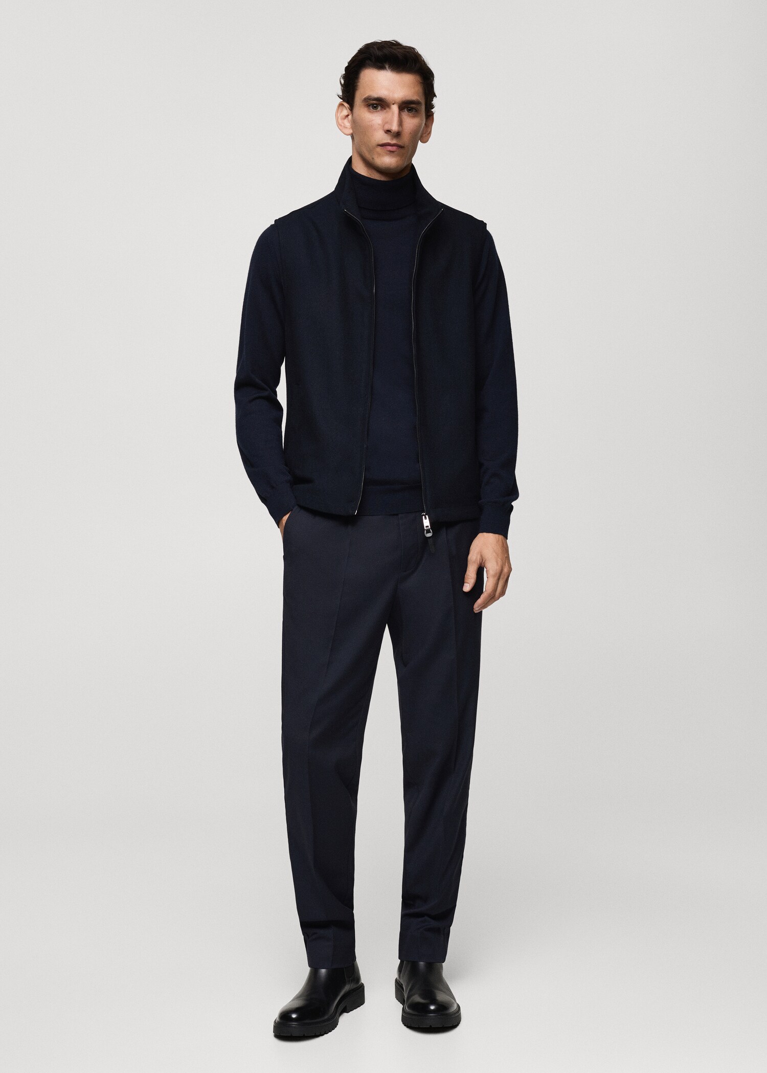 Wool-blend gilet with pockets - General plane