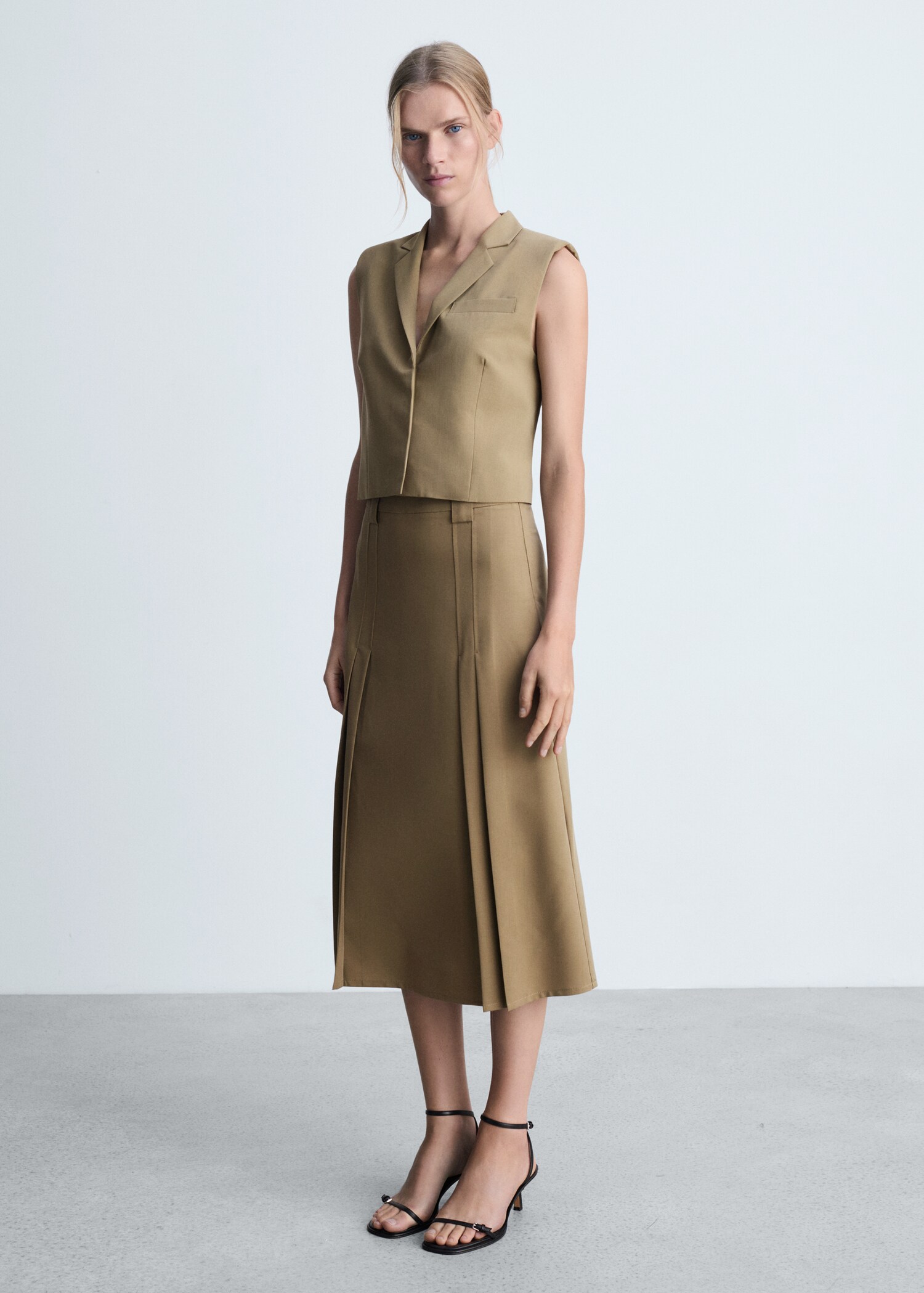 Fitted suit top - General plane
