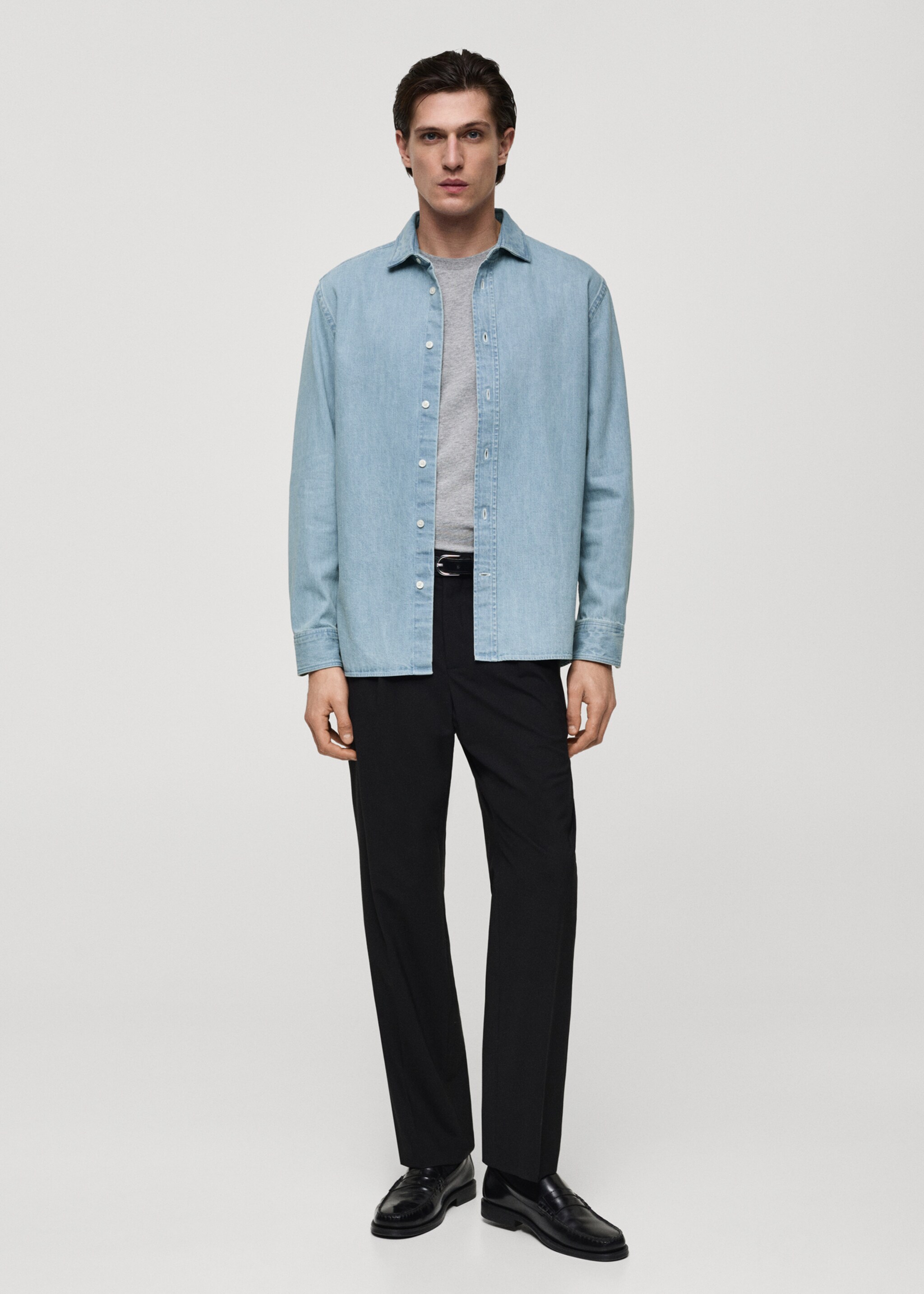 Camisa vaquera regular fit - Plano general