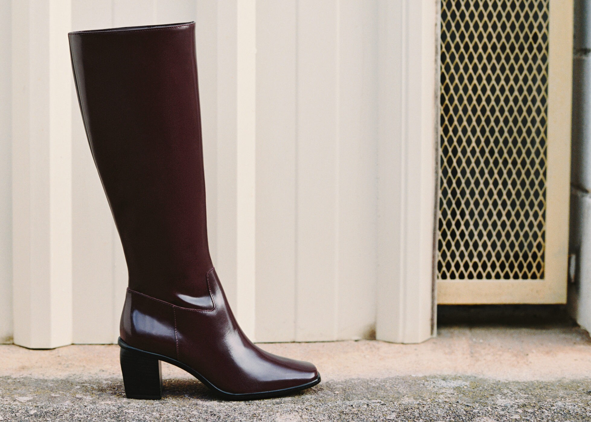 Leather boots with zip - Panoramic plane