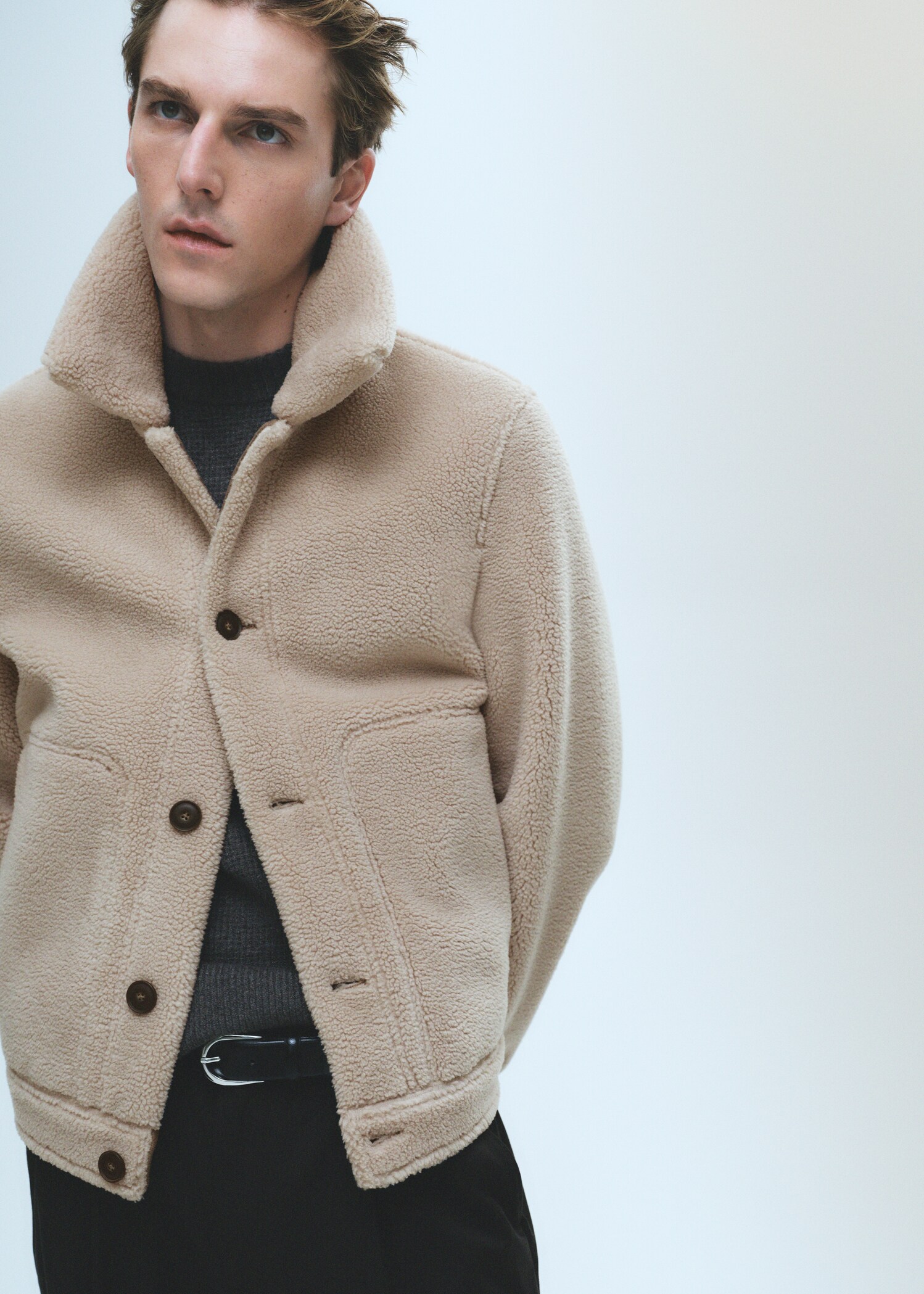 Regular fit sheepskin jacket with buttons - Details of the article 3