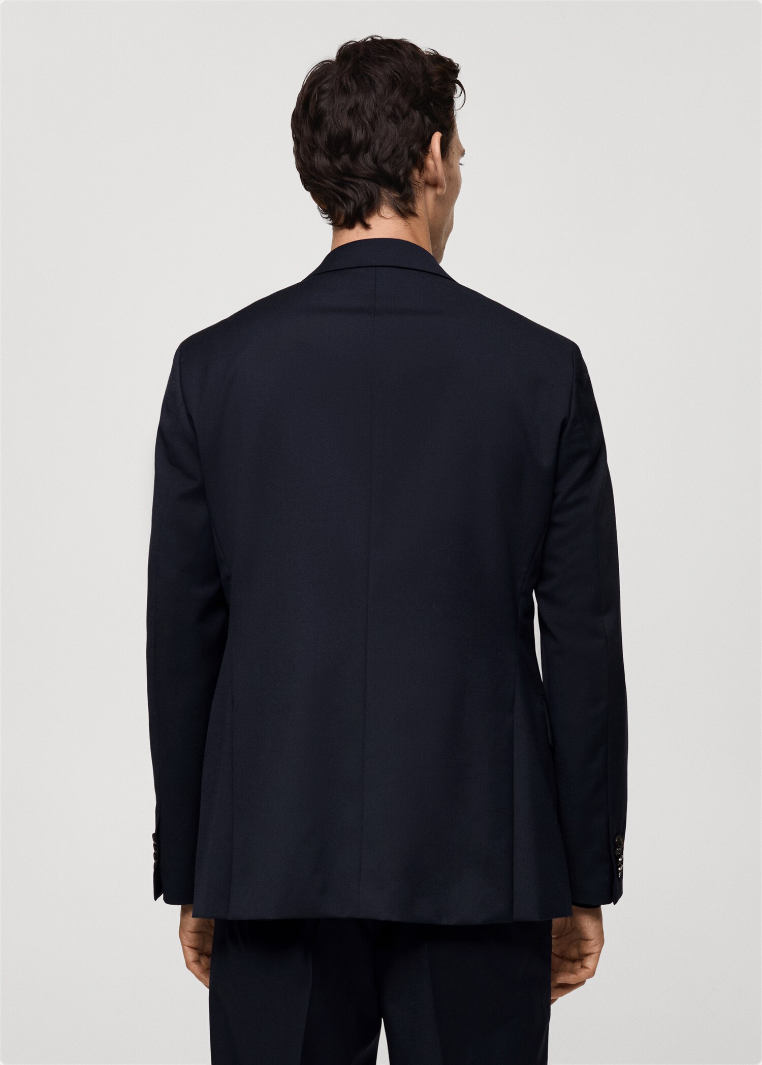 100% virgin wool slim-fit suit jacket - Reverse of the article