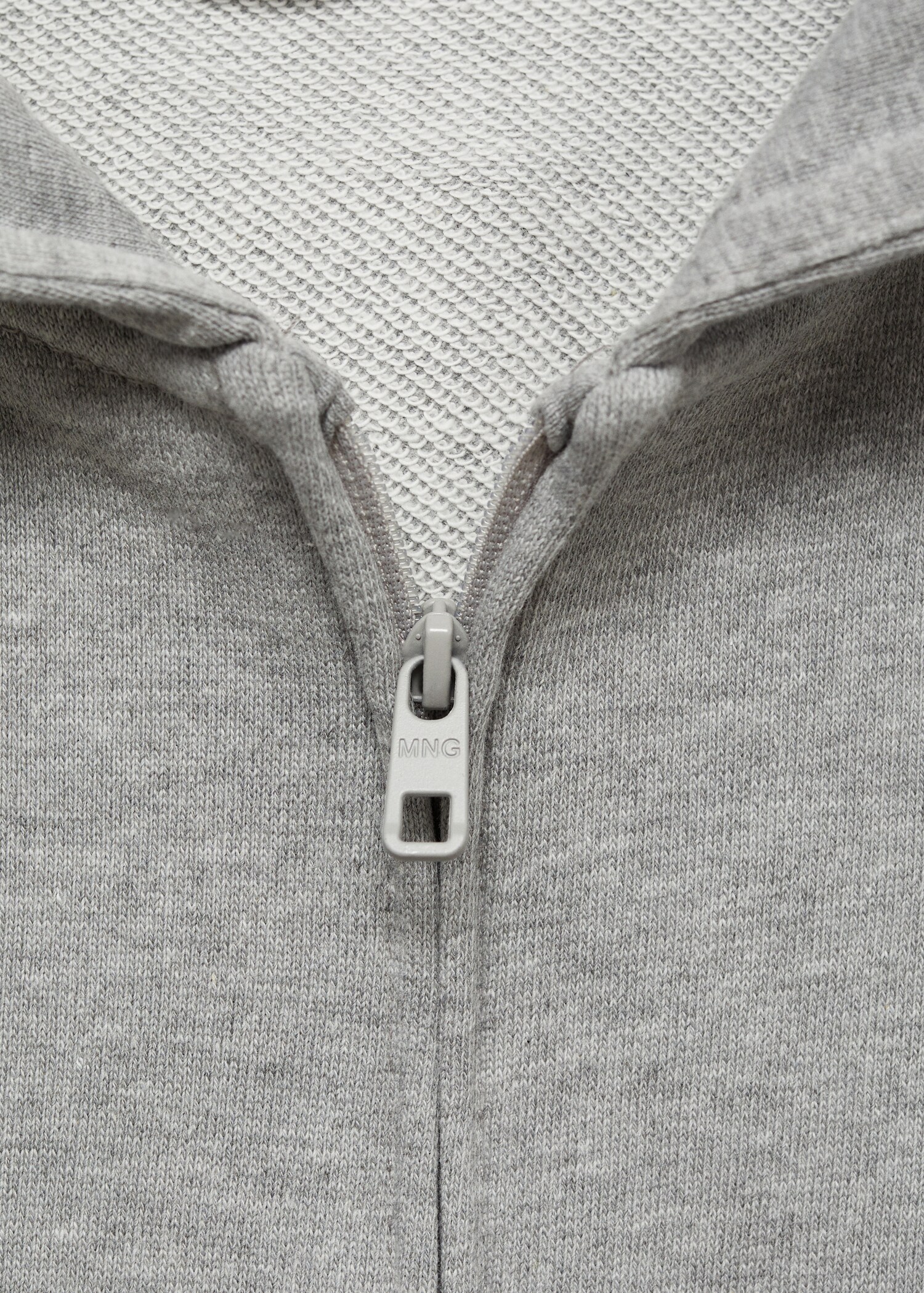 Sweat-shirt zippé à capuche - Détail de l'article 8