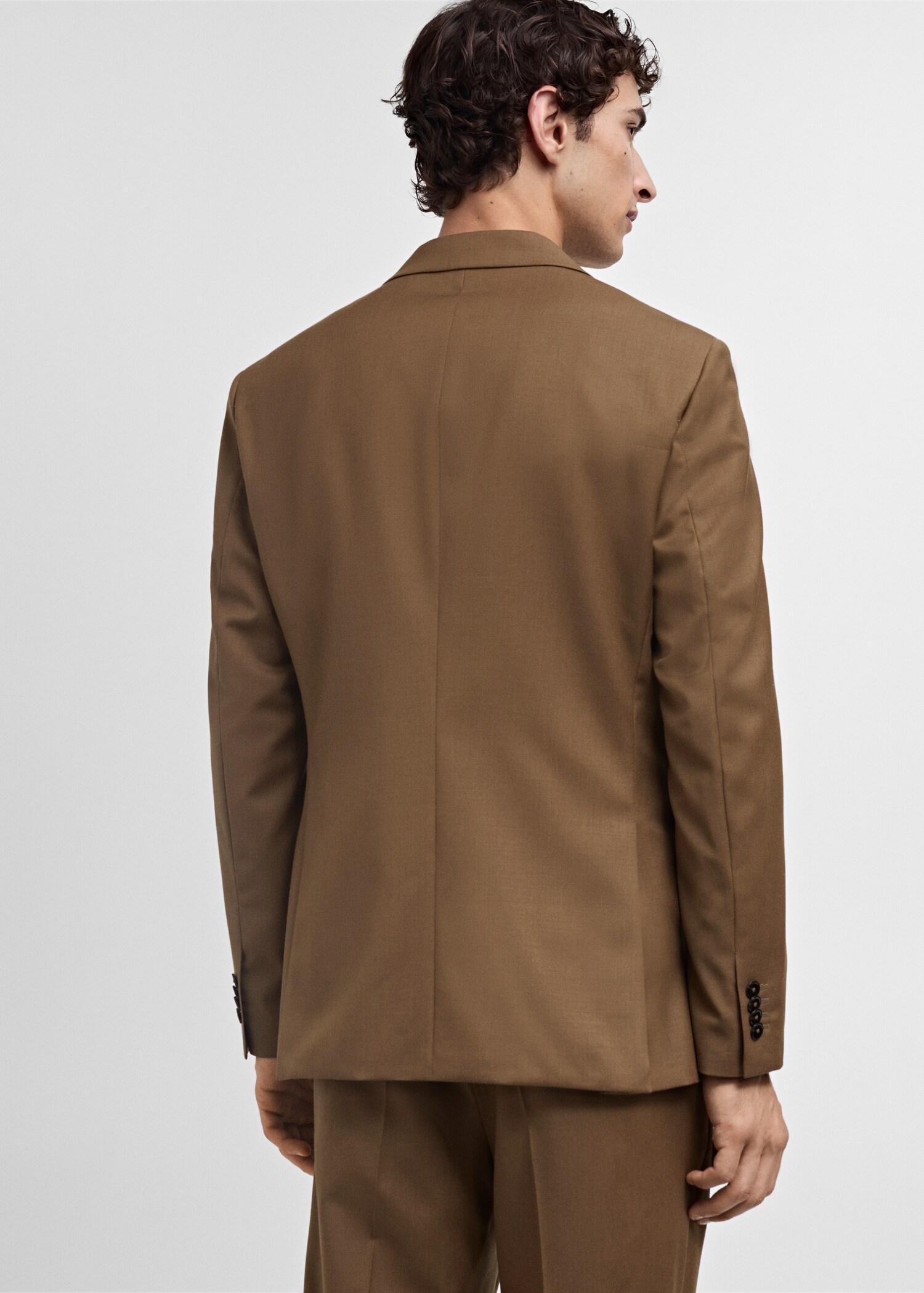 100% virgin wool slim-fit suit jacket - Reverse of the article