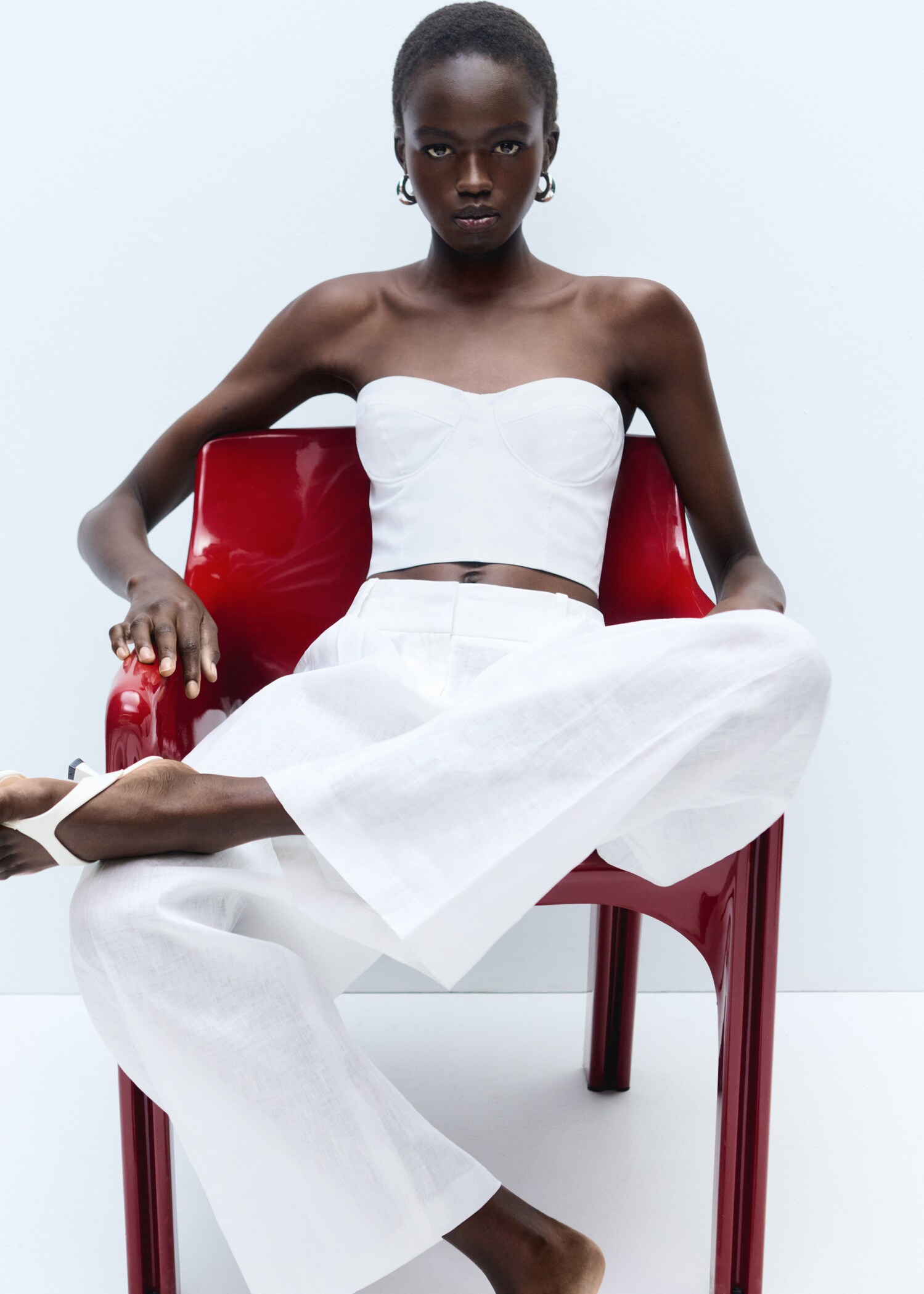 Pleated linen trousers - Details of the article 7